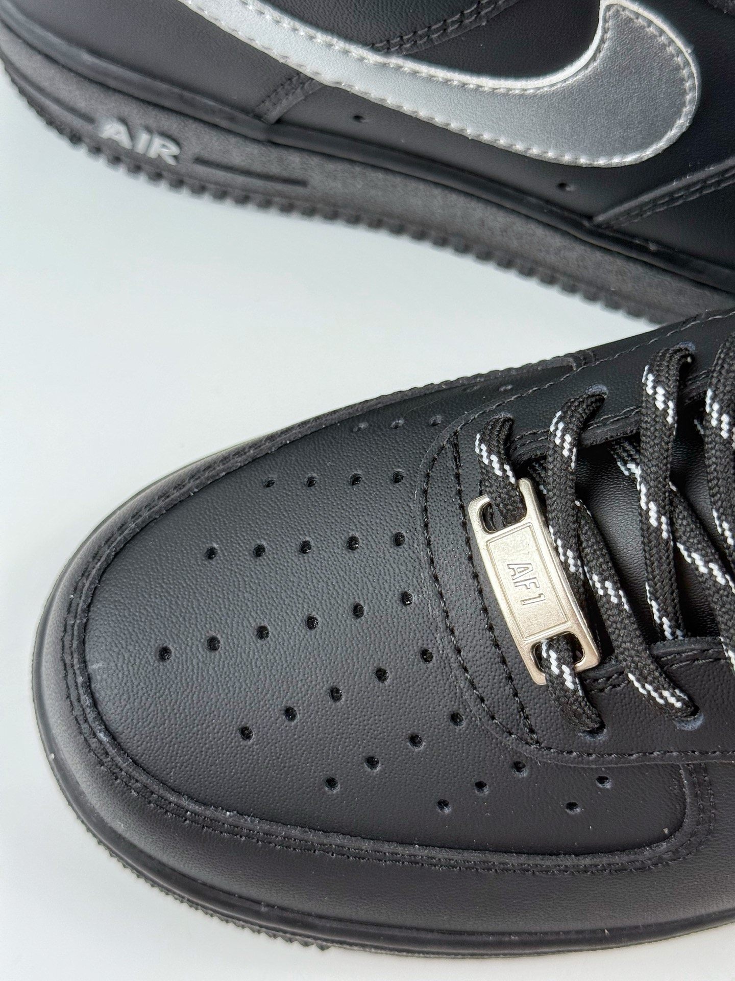 260 Nike Air Force 1 Low 07 黑骑士 黑银 ZH0316-125