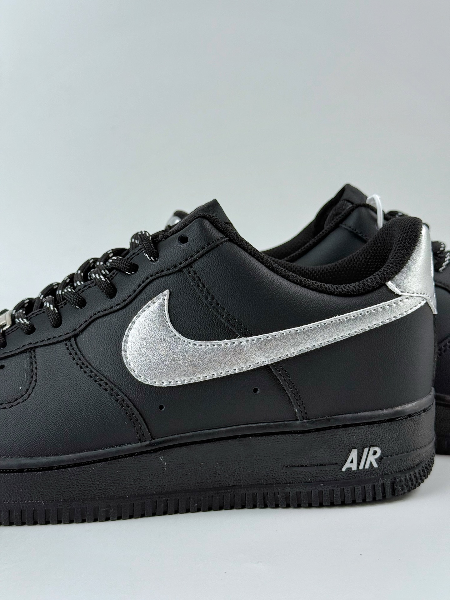 260 Nike Air Force 1 Low 07 黑骑士 黑银 ZH0316-125