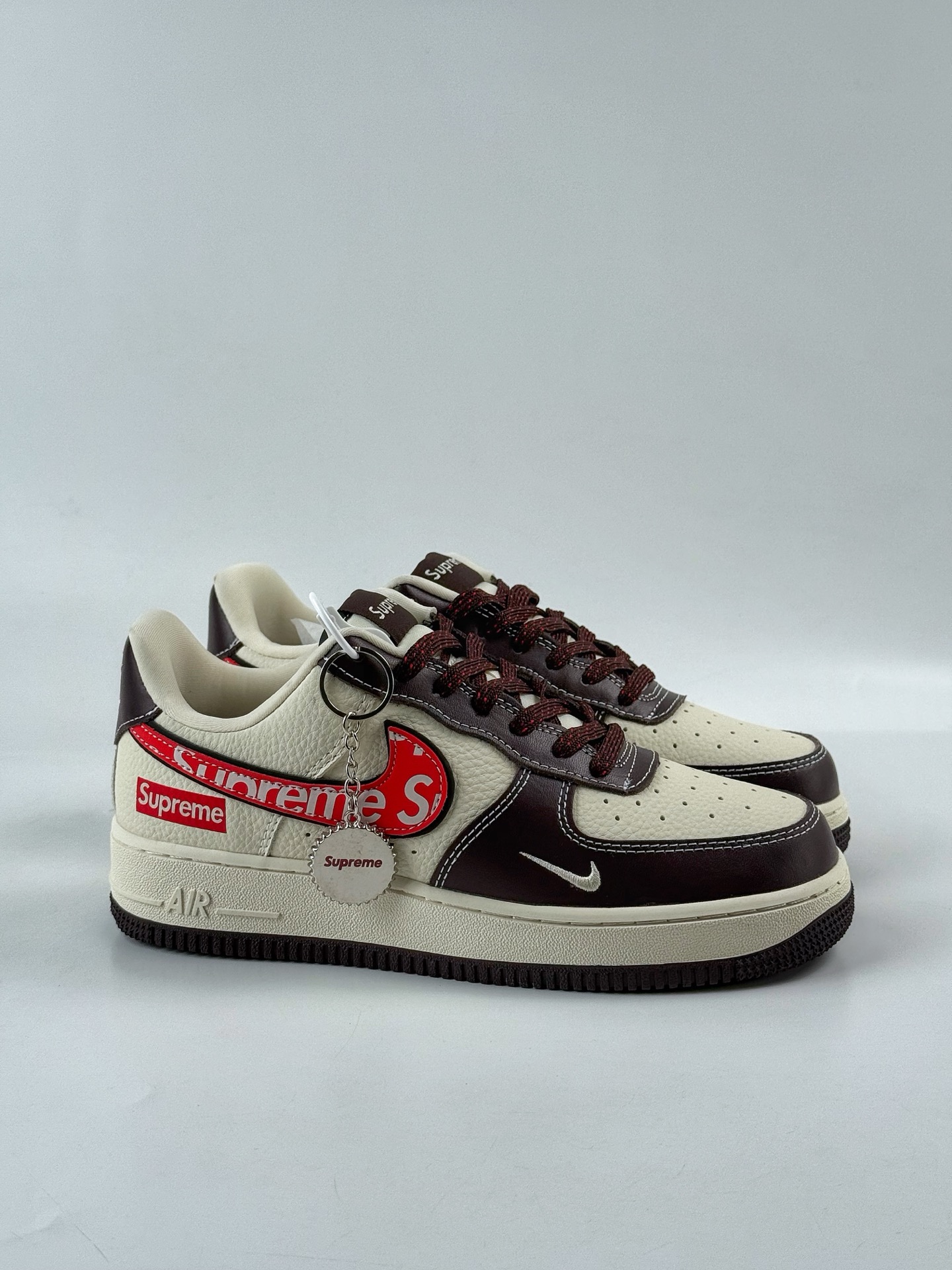 260 Nike Air Force 1 Low 07 x Superme 棕白红小勾满天星 KJ1688-019