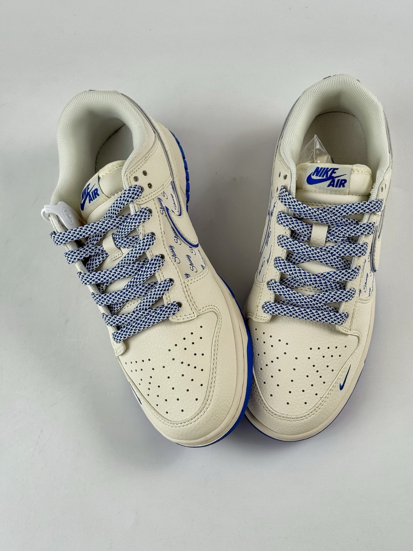 280 Nike SB Dunk Low x Stussy 白蓝小勾满天星 JP1628-022