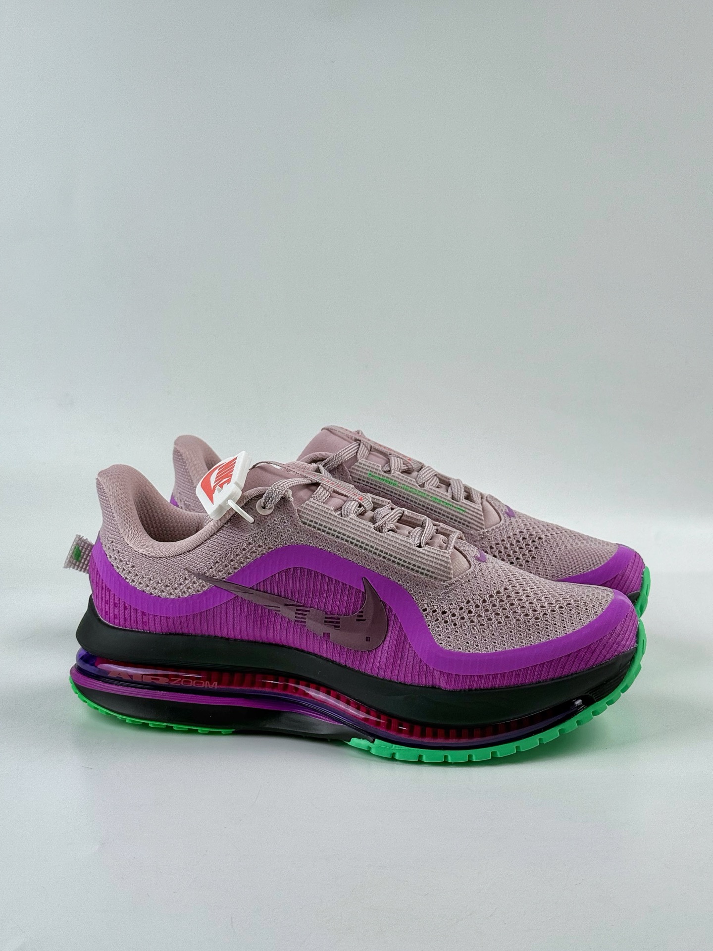 270 Nike Pegasus Premium 减震防滑耐磨透气 低帮跑步鞋 II0602-500