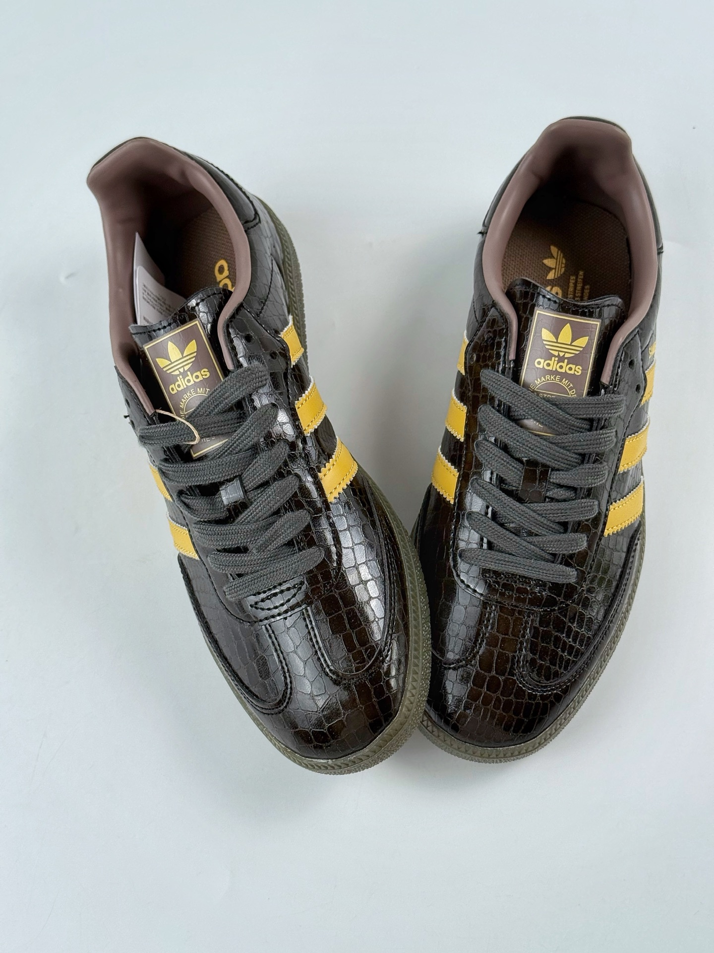 Adidas三叶草SAMBA 黑黄 休闲板鞋 KI6280