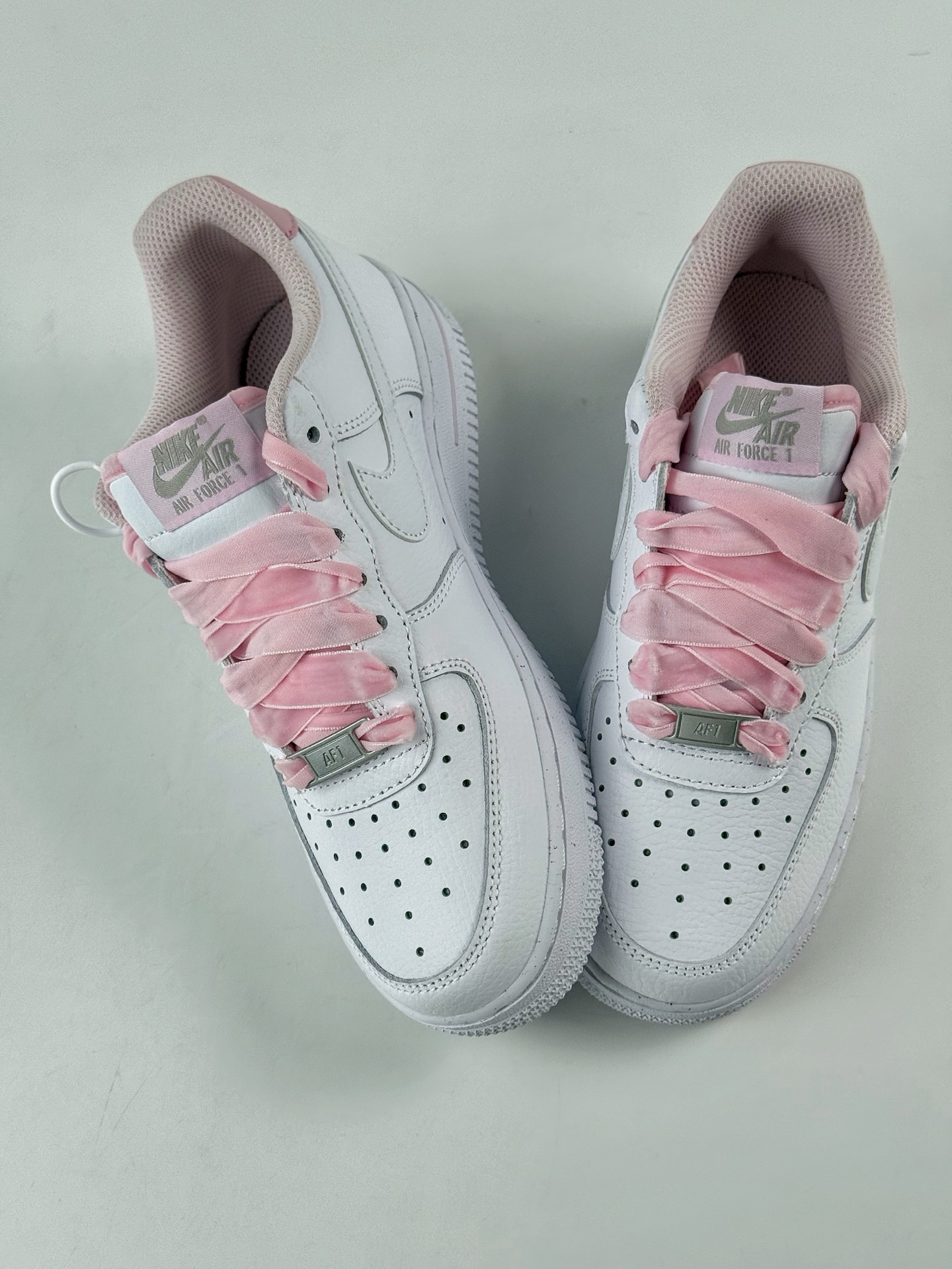 Nike Air Force 1 Low 07 白粉 HV4403-601