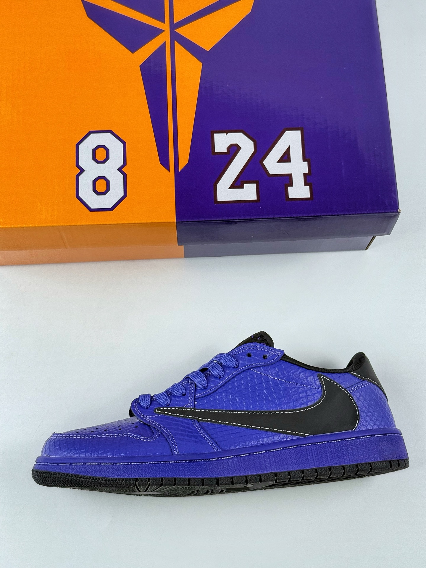 Travis Scott x Nike Air Jordan 1 Low x Kobe Bryant Air Jordan 1 Low 反转紫黑倒钩 LD2028-038