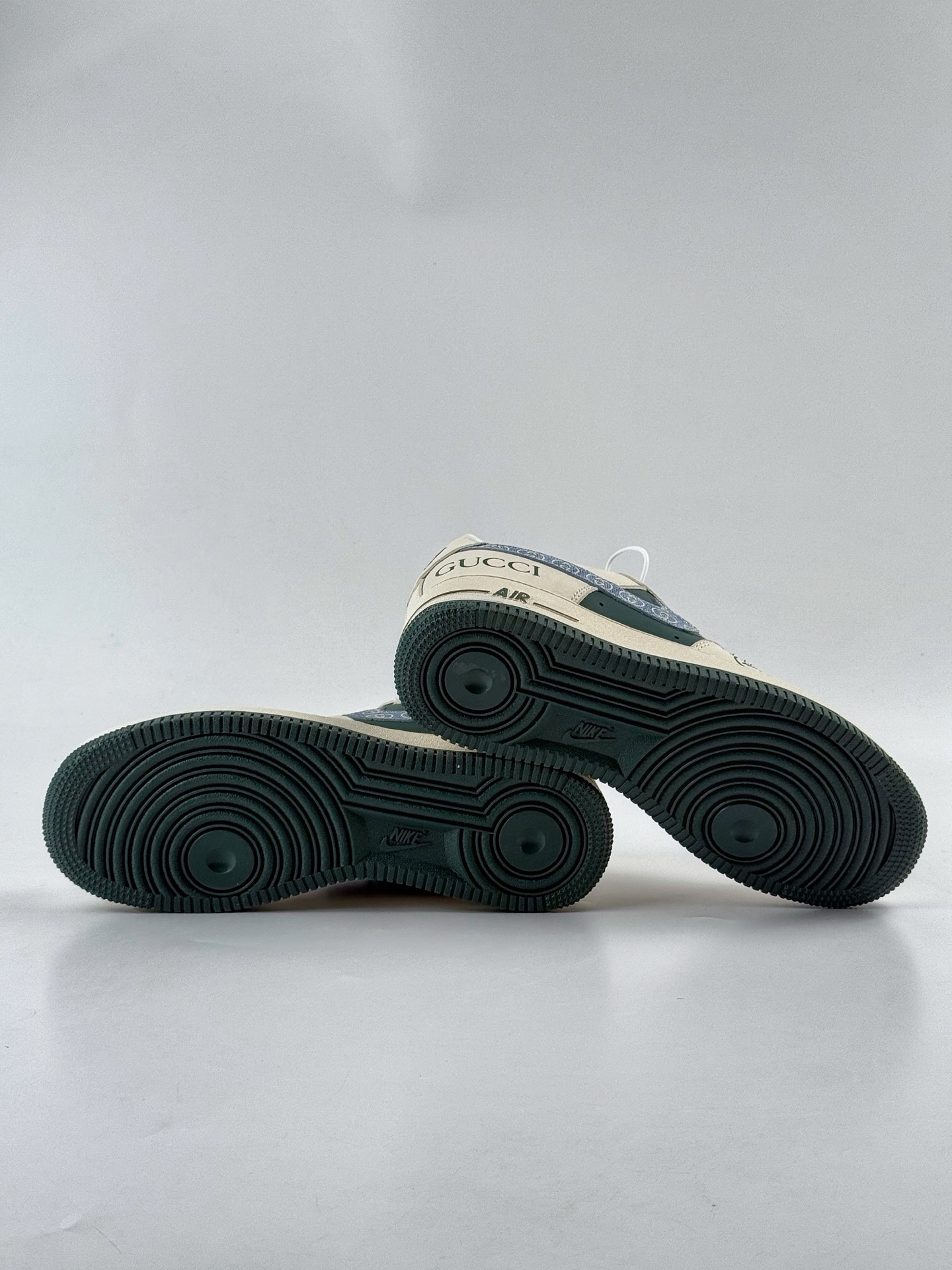 Nike Air Force 1 Low 07 x GUCCI 白绿蓝小勾 DD1982-300