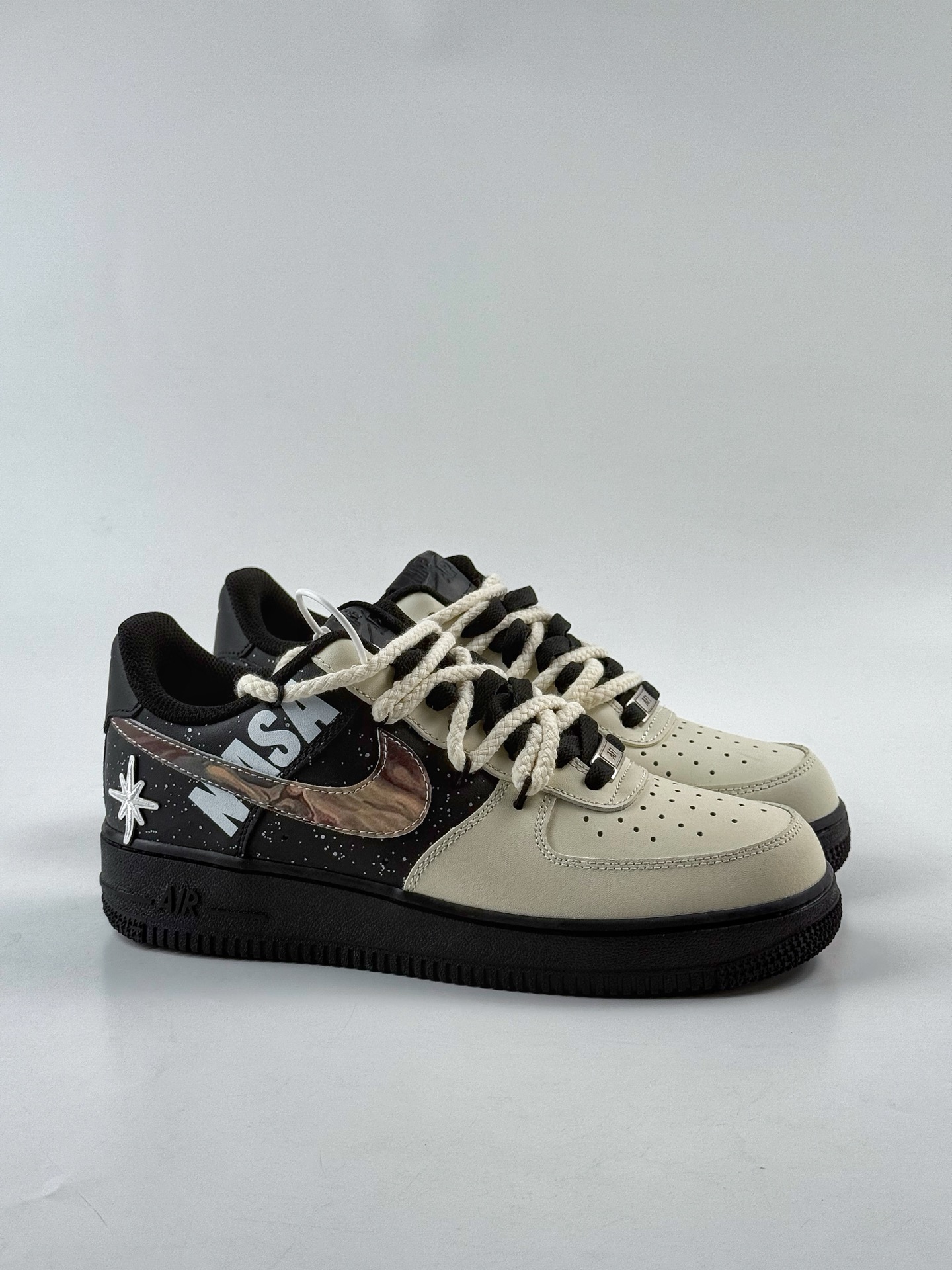 Nike Air Force 1 Low 07 科幻系列 皮革 黑武士 遨游木星 黑米 DX2920-001