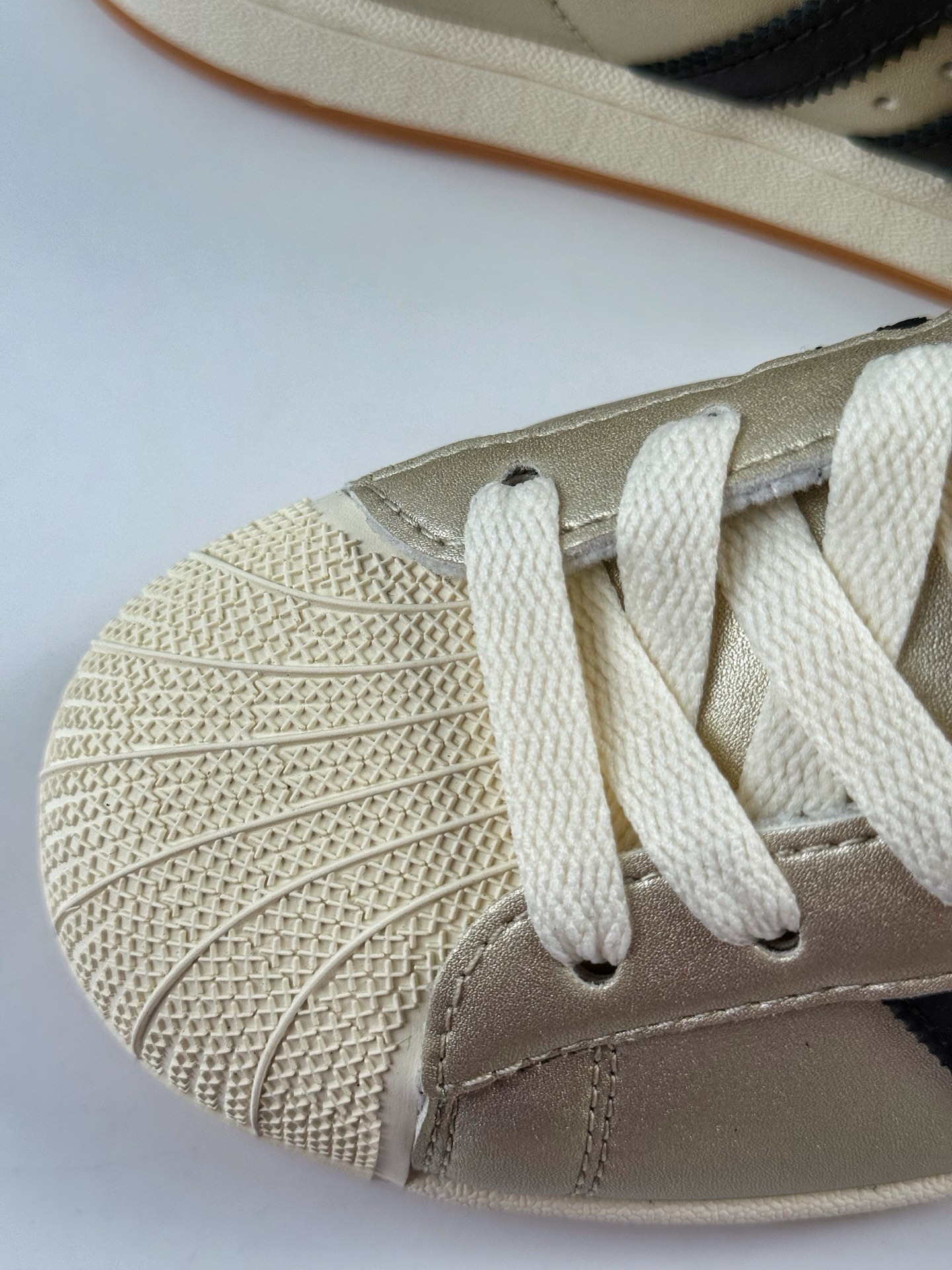 Adidas Originals Super 金黑 HQ2691 Adidas Originals Super 金黑 HQ2691