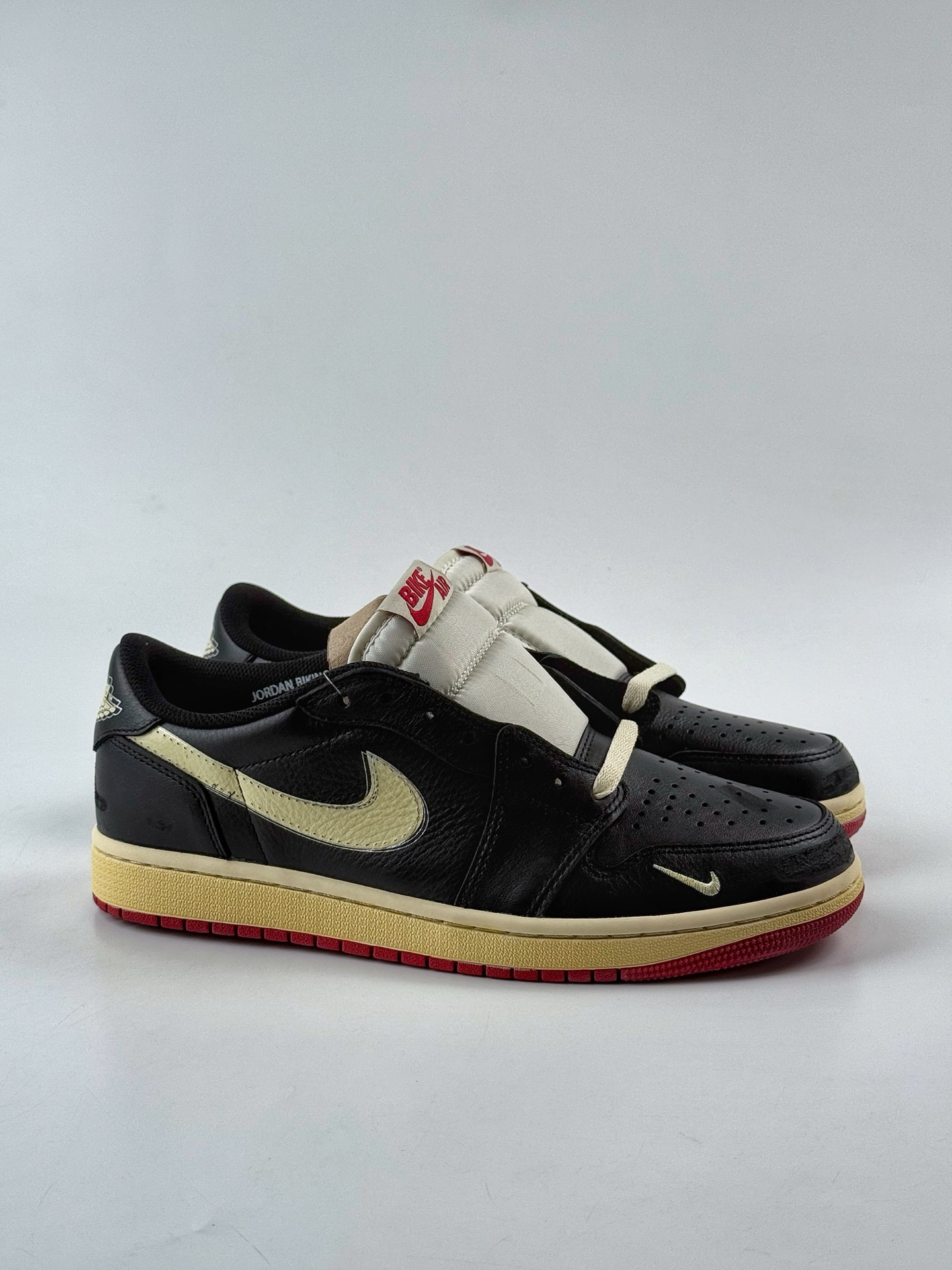 Nigel Sylvester x Jordan Air Jordan 1 Low Nitro ”Better With Time” 黑白 反转倒钩 IB8958-001