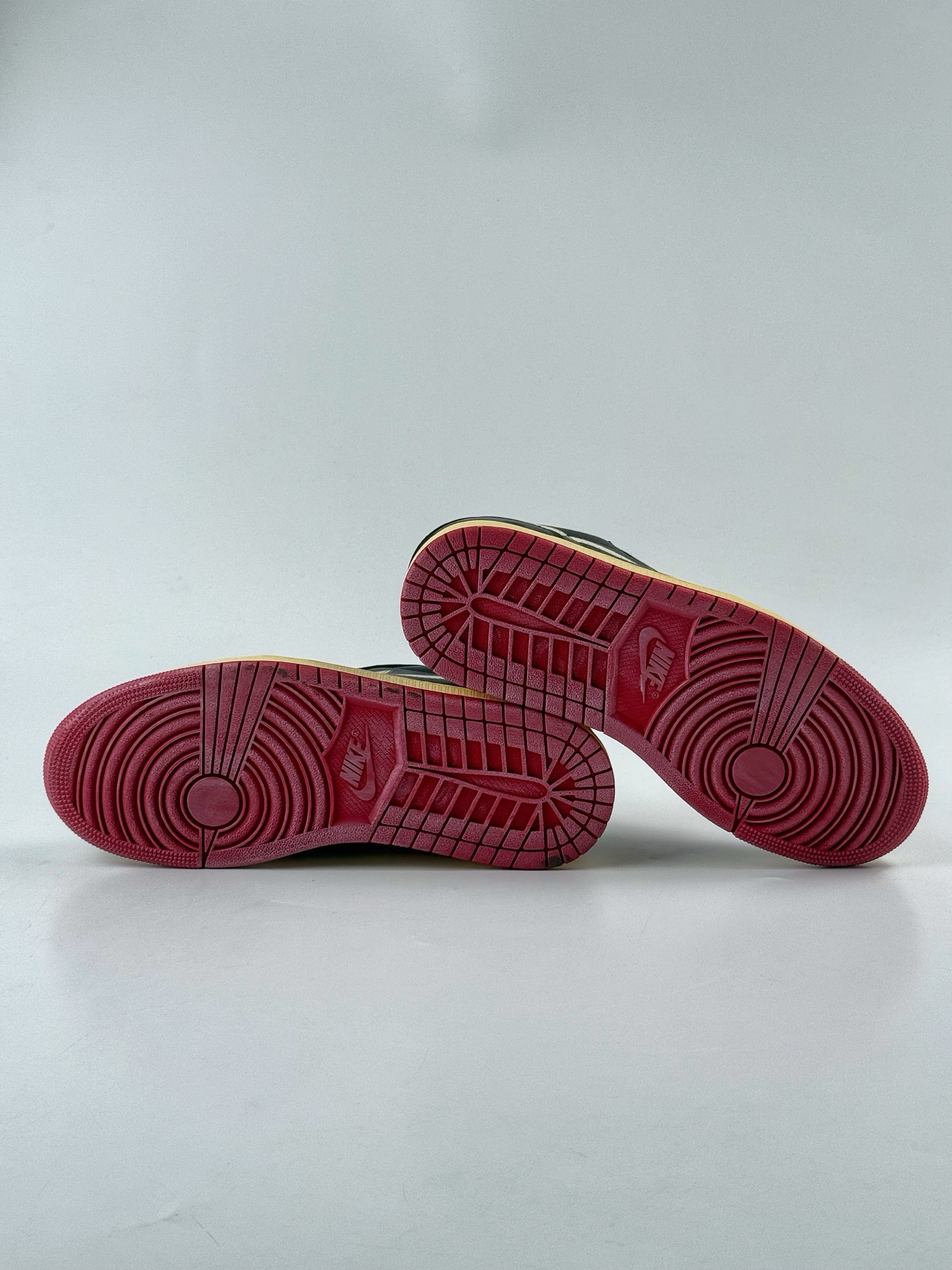 Nigel Sylvester x Jordan Air Jordan 1 Low Nitro ”Better With Time” 黑白 反转倒钩 IB8958-001