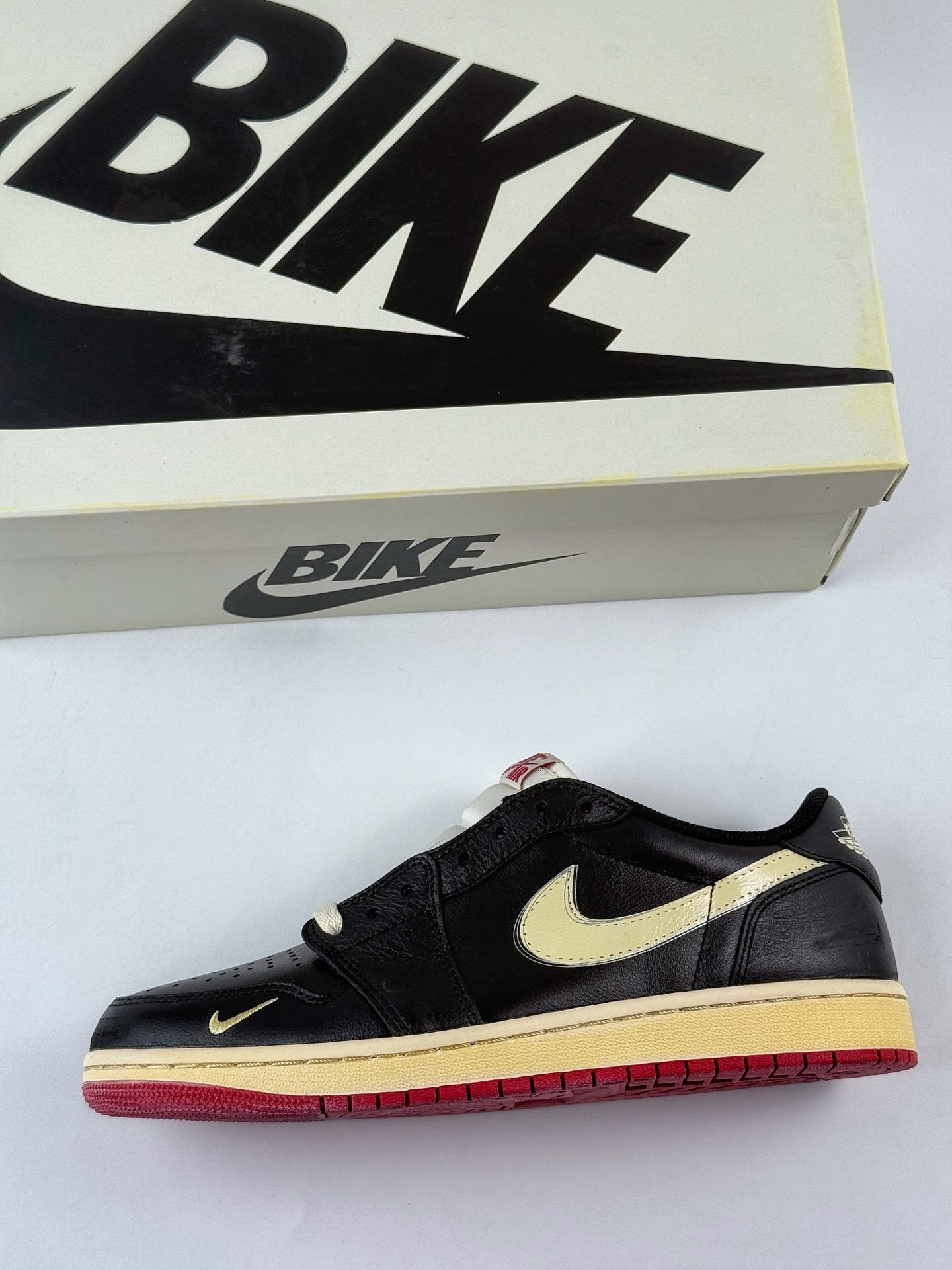 Nigel Sylvester x Jordan Air Jordan 1 Low Nitro ”Better With Time” 黑白 反转倒钩 IB8958-001