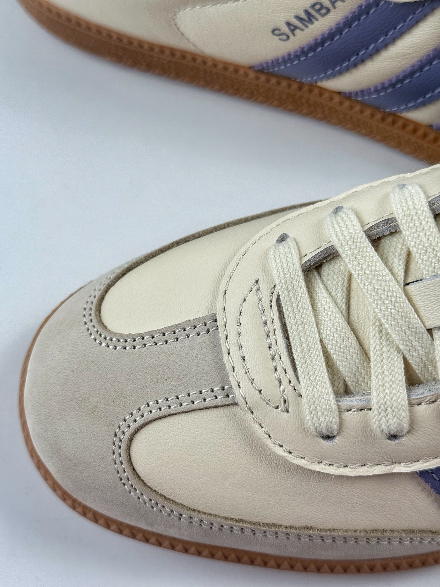 Adidas Samba 休闲板鞋 性价比天花板 JS1362