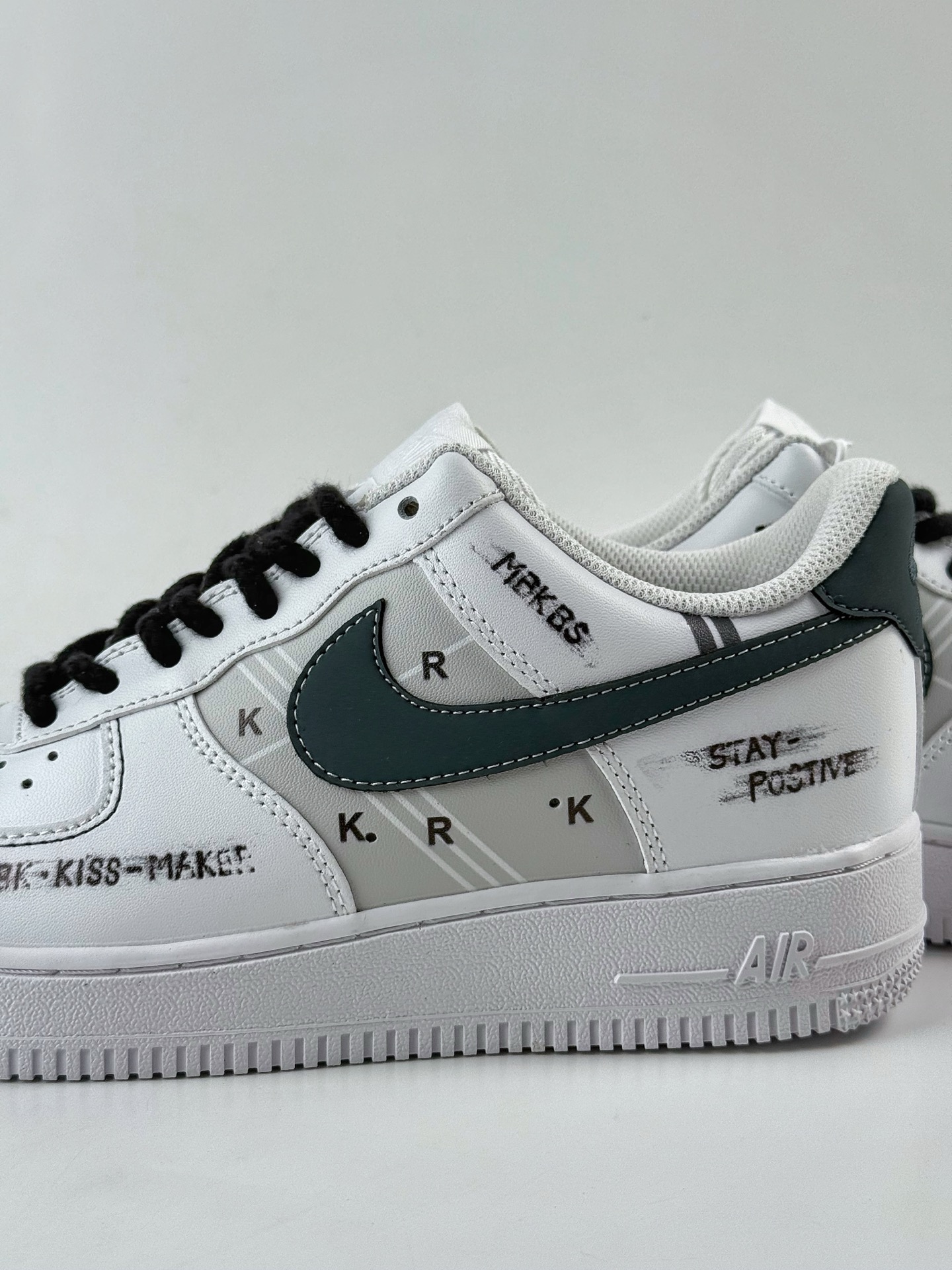 Nike Air Force 1 Low 07 皮革 简约 时尚潮流经典百搭简墨 白黑 ZH0316-127