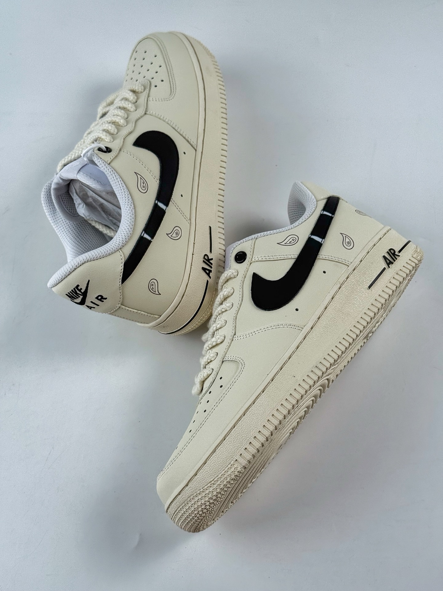 Nike Air Force 1 Low 07 佩斯利 皮革 WS 浸染涂鸦 米白 DD8959-100