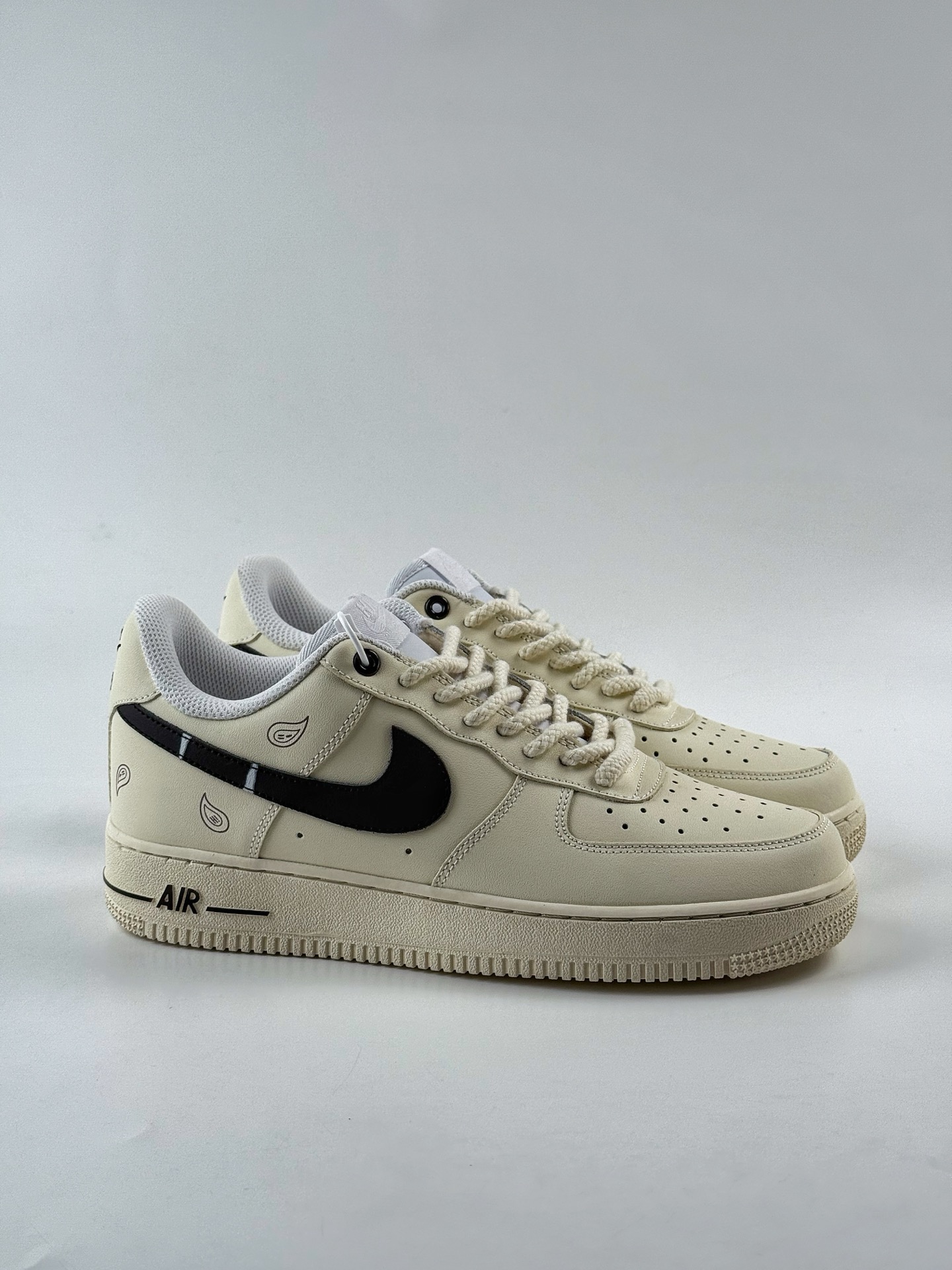Nike Air Force 1 Low 07 佩斯利 皮革 WS 浸染涂鸦 米白 DD8959-100