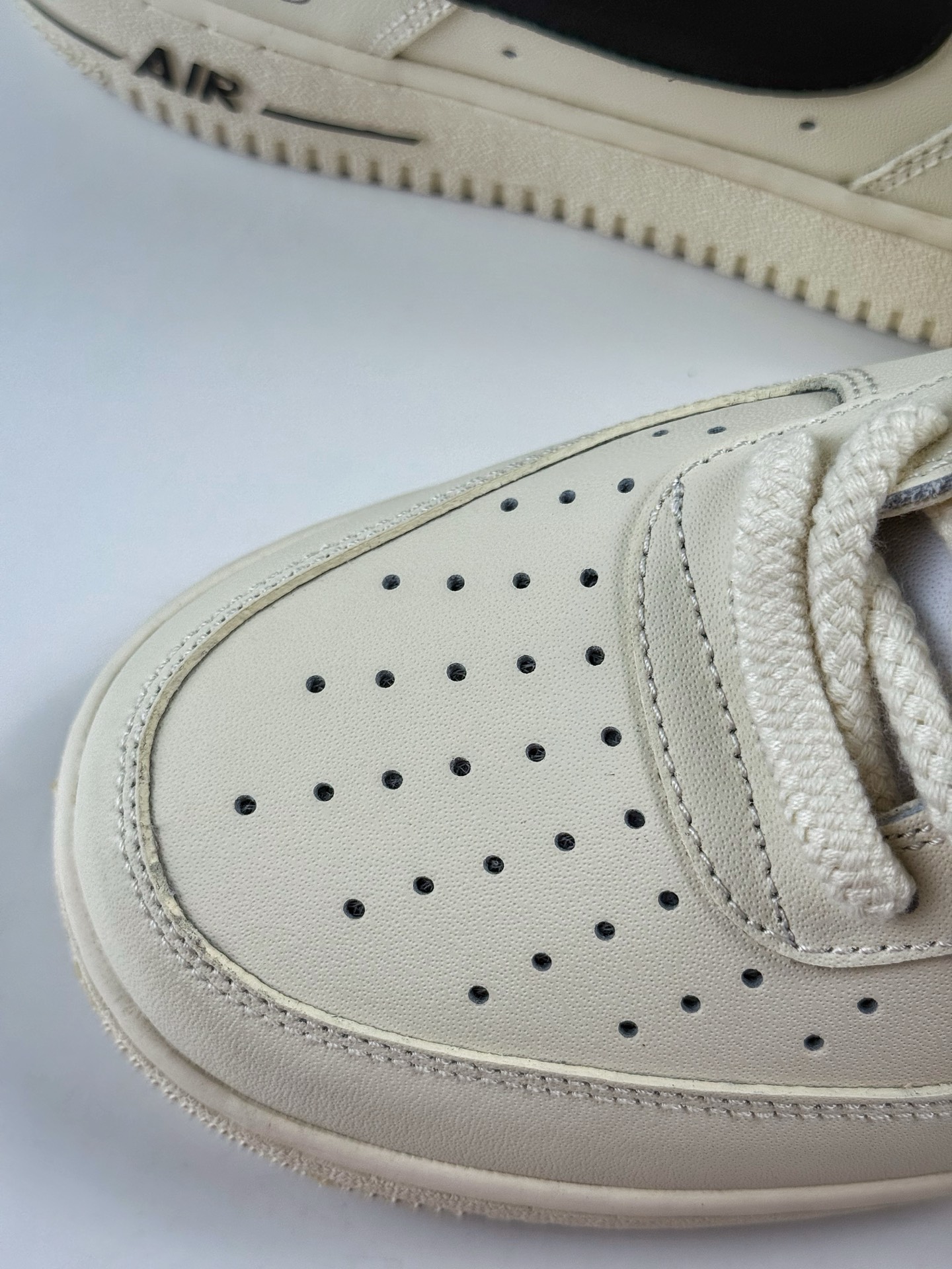 Nike Air Force 1 Low 07 佩斯利 皮革 WS 浸染涂鸦 米白 DD8959-100