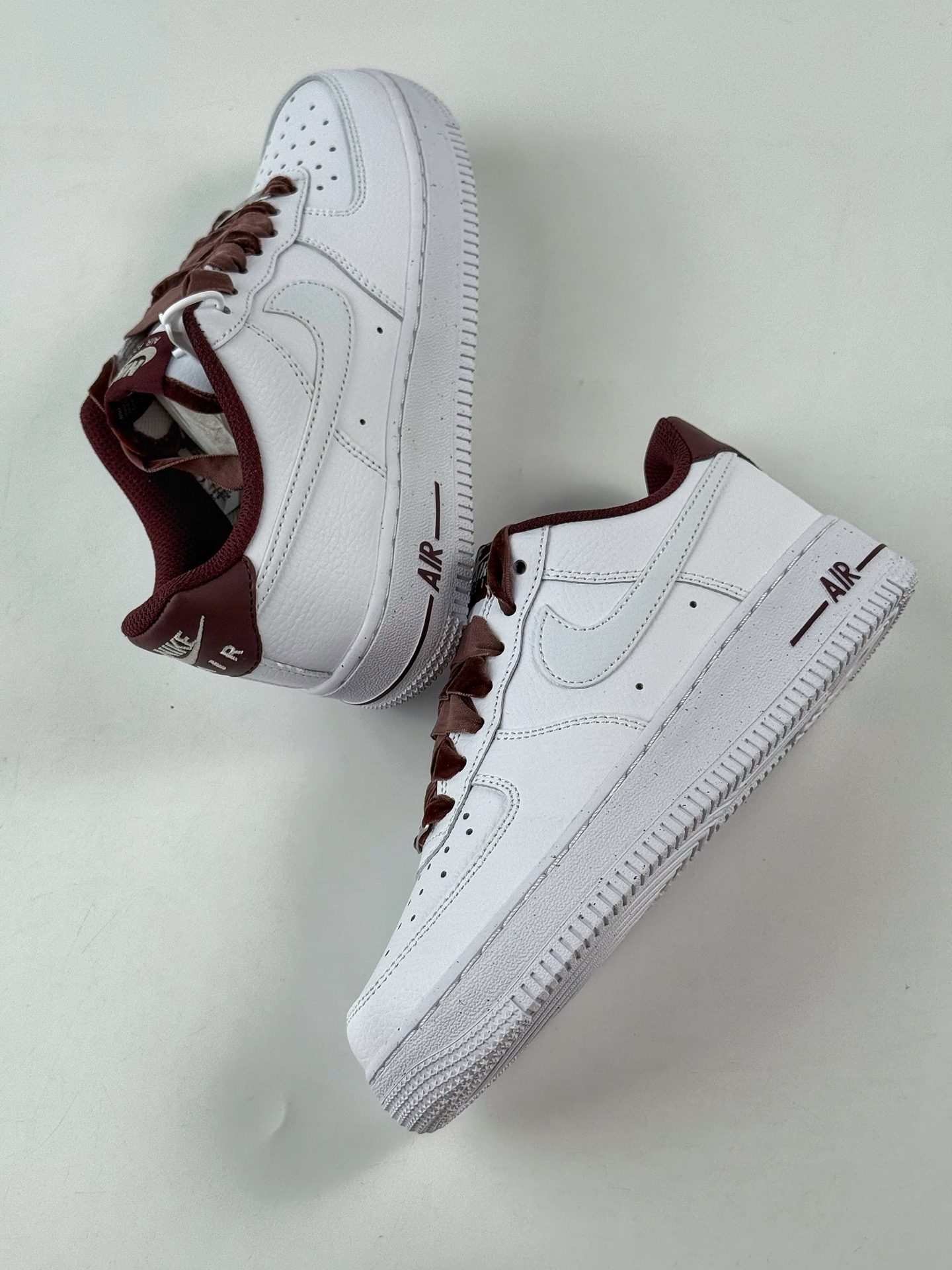 Nike Air Force 1 Low 07 白红 HV4403-600 Nike Air Force 1 Low 07 白红 HV4403-600