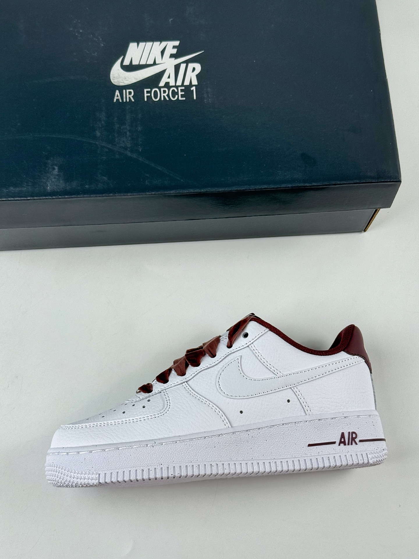 Nike Air Force 1 Low 07 白红 HV4403-600 Nike Air Force 1 Low 07 白红 HV4403-600