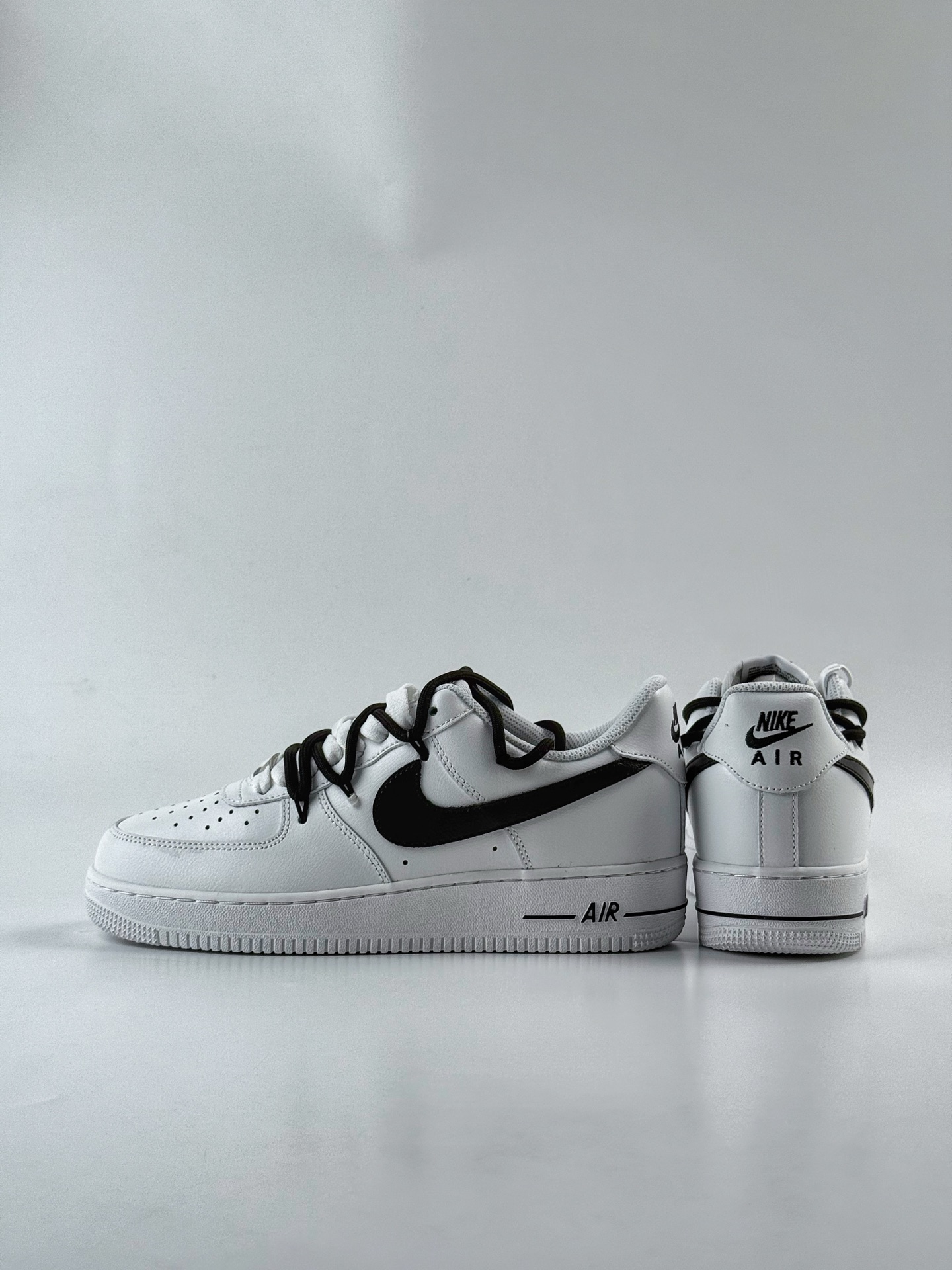 Nike Air Force 1 Low 07 白黑绑带 CW2288-111