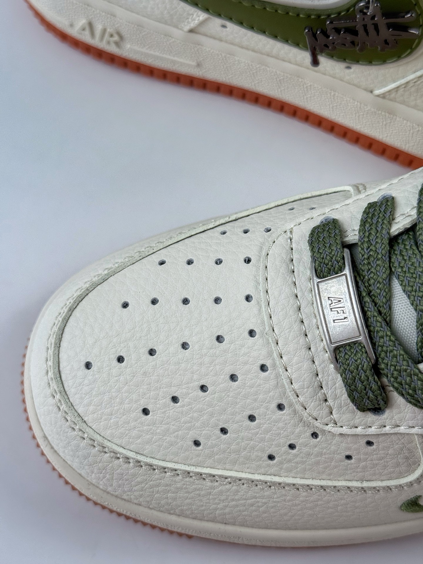 Nike Air Force 1 Low 07 x Stussy 白绿小勾 XX3168-127