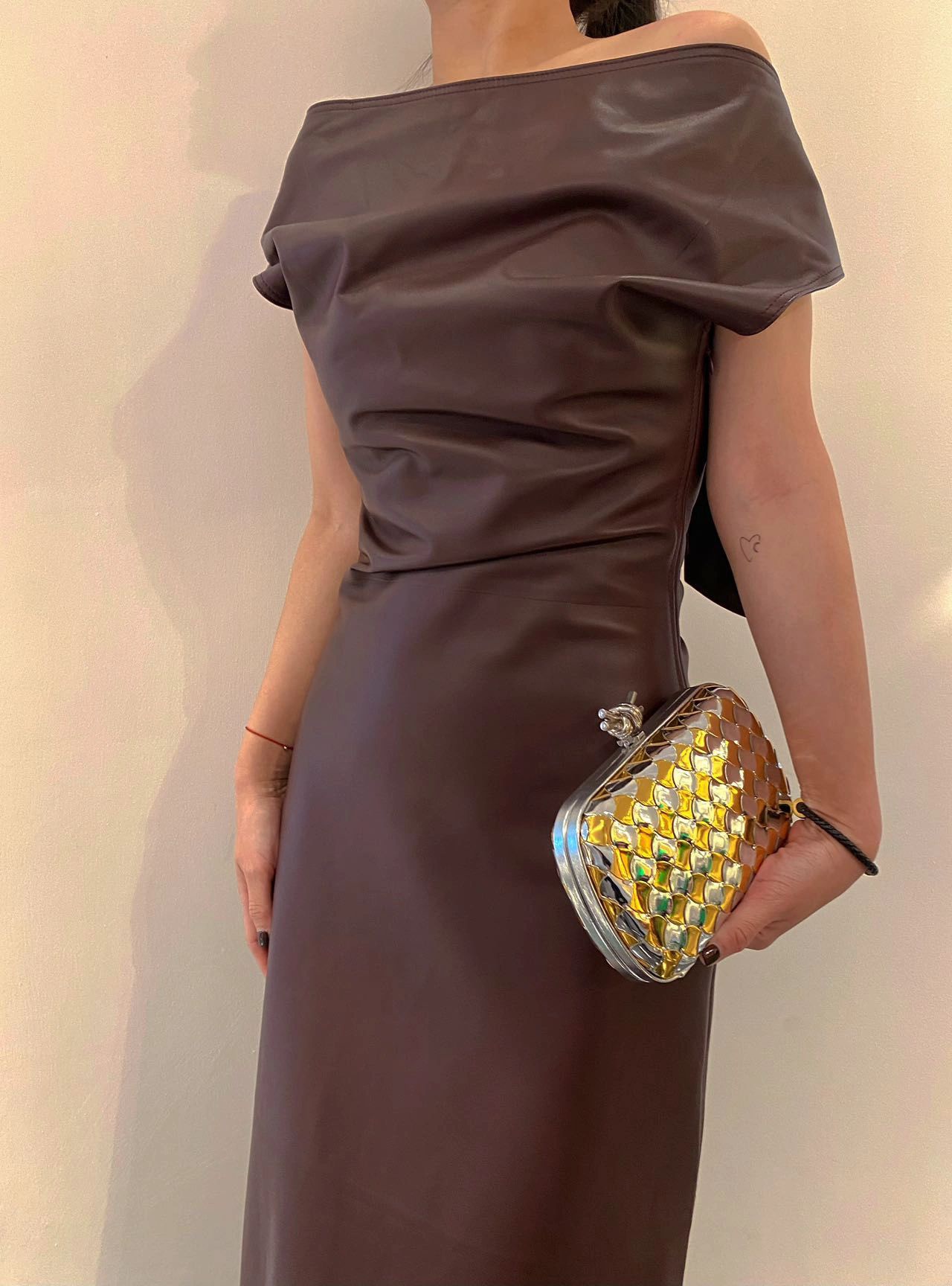 Bottega Veneta bv upper body pictures and official website pictures are too heavy-duty