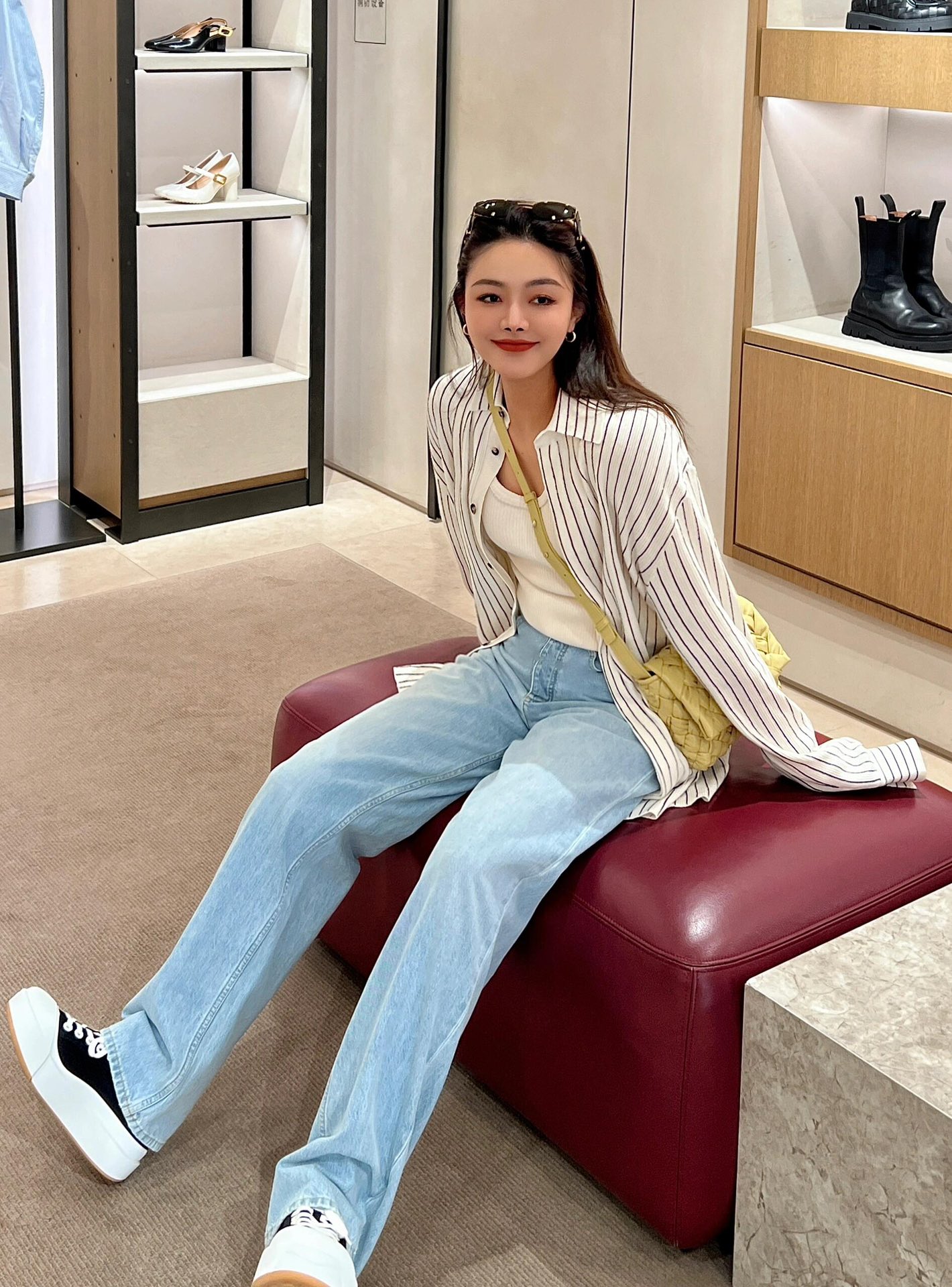 Bottega Veneta Internet celebrity upper body pictures