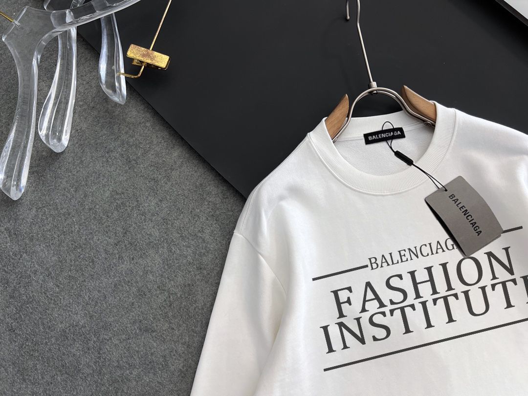 BALENCIAGA 秋冬新款衛衣 - 定番スタイルと高品質素材