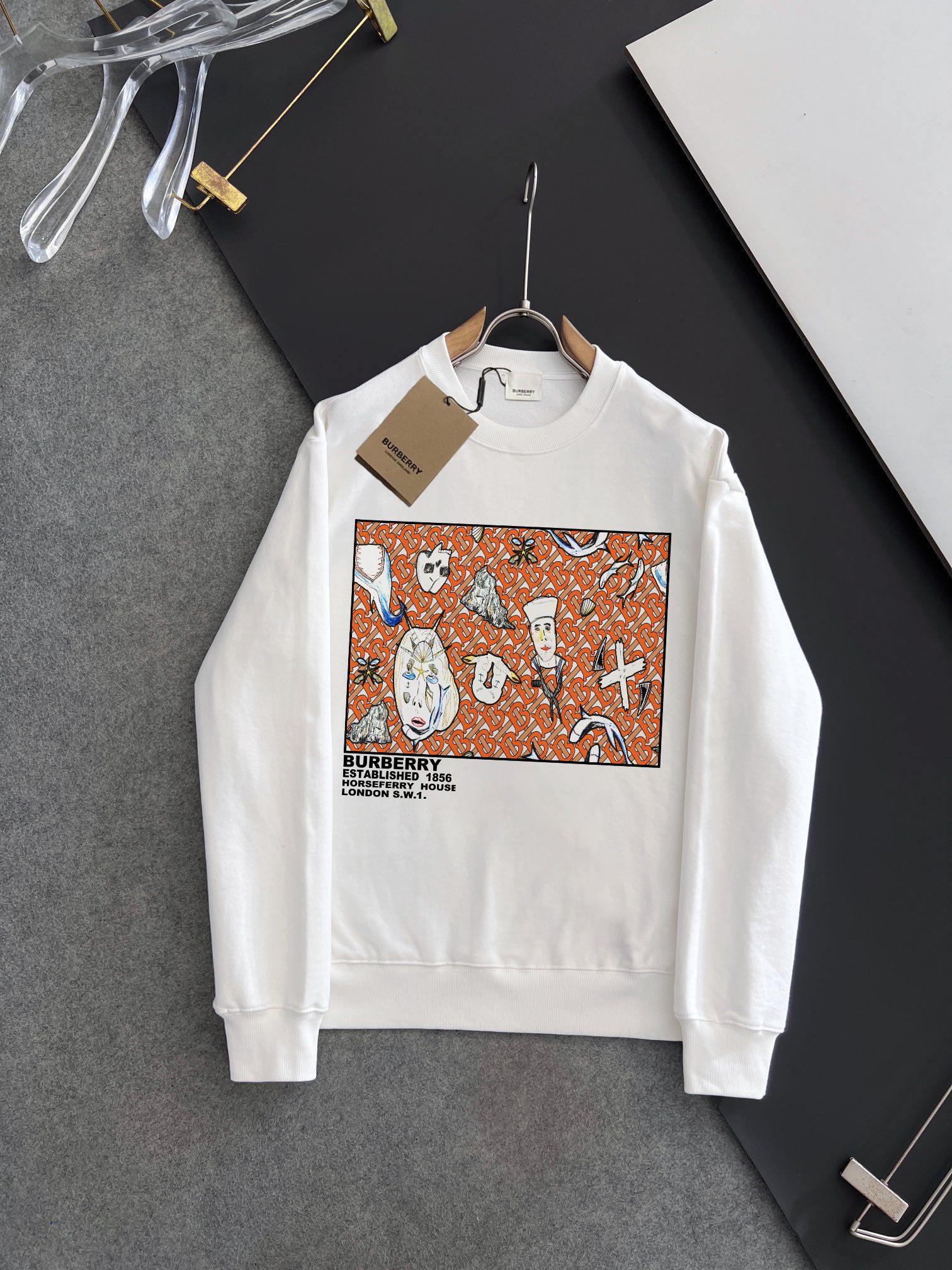 BURBERRY 巴宝莉 秋冬新款衛衣 クラシックデザインと高品質