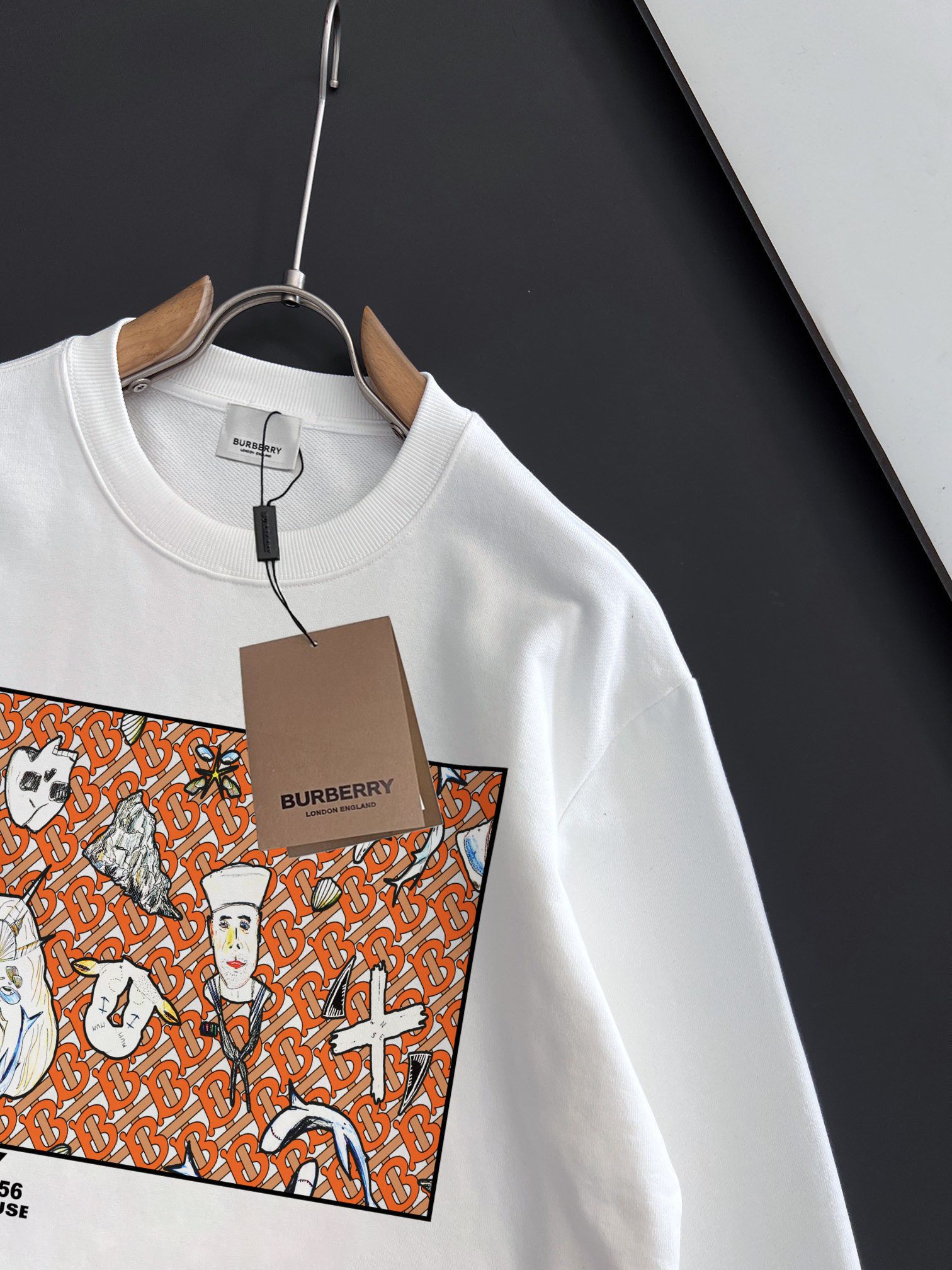 BURBERRY 巴宝莉 秋冬新款衛衣 クラシックデザインと高品質