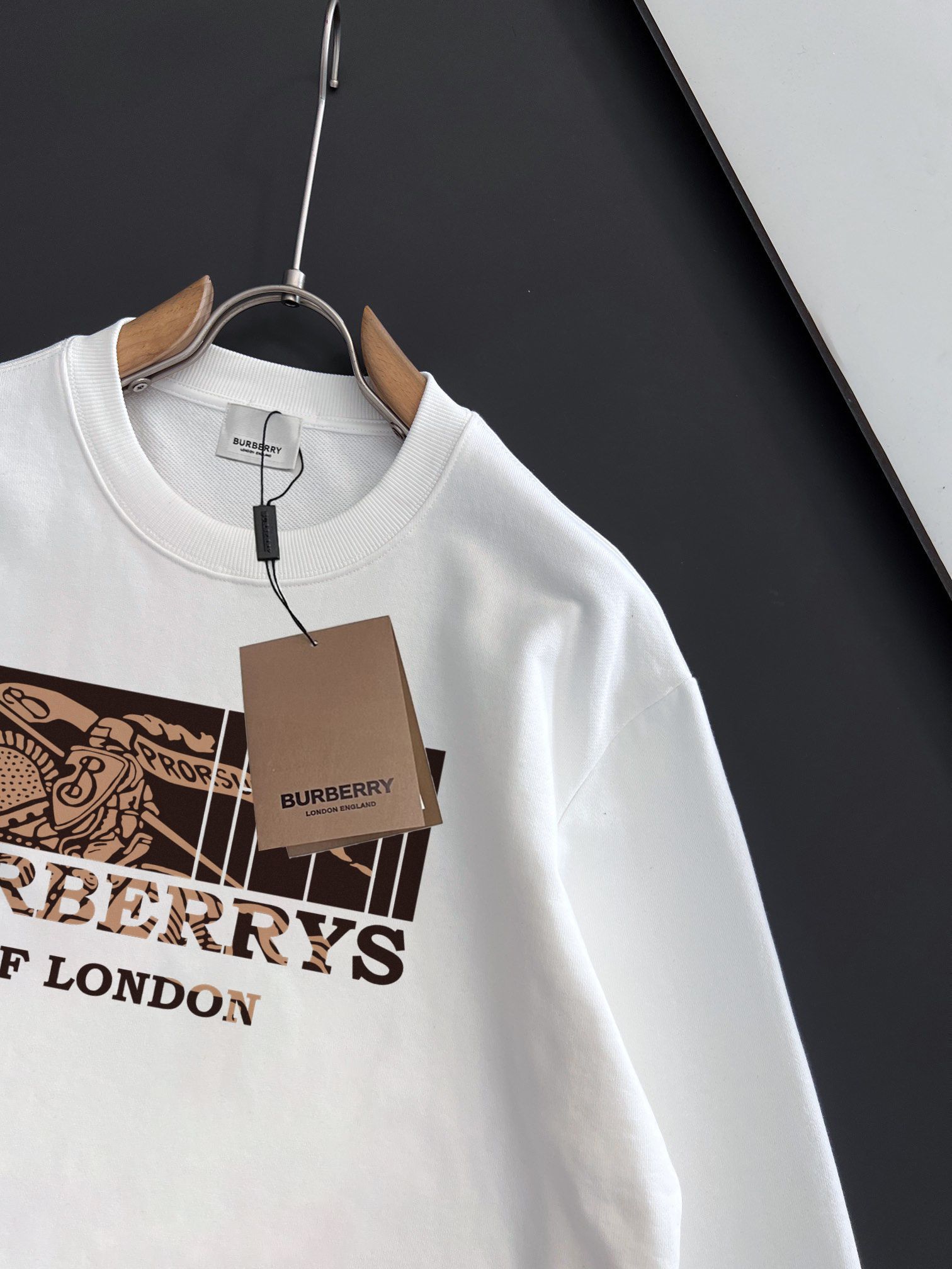 BURBERRY 巴宝莉 秋冬新款衛衣 - クラシックなデザインと高品質素材