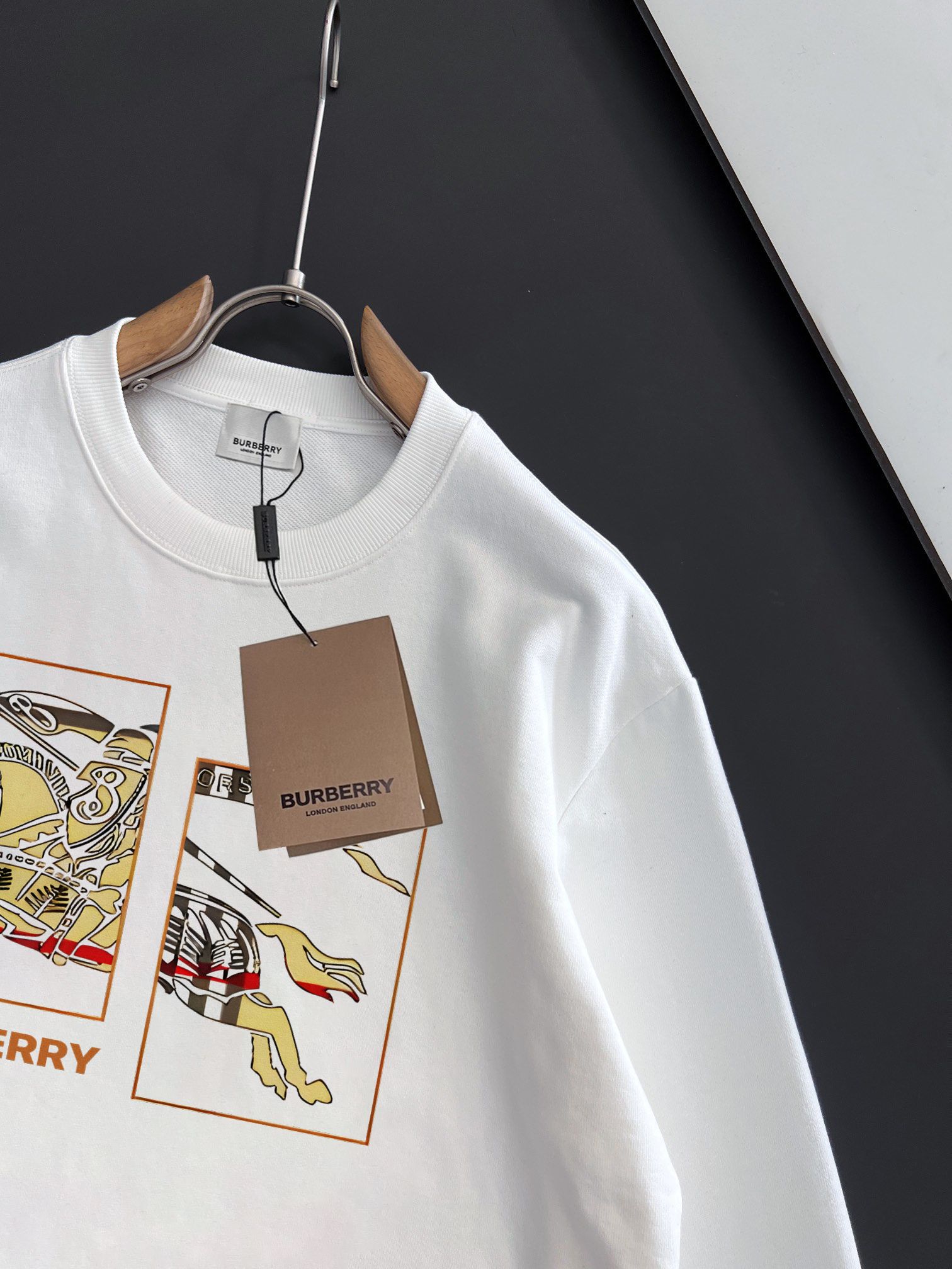 BURBERRY 巴宝莉 秋冬新款衛衣 クラシックデザイン 男女兼用