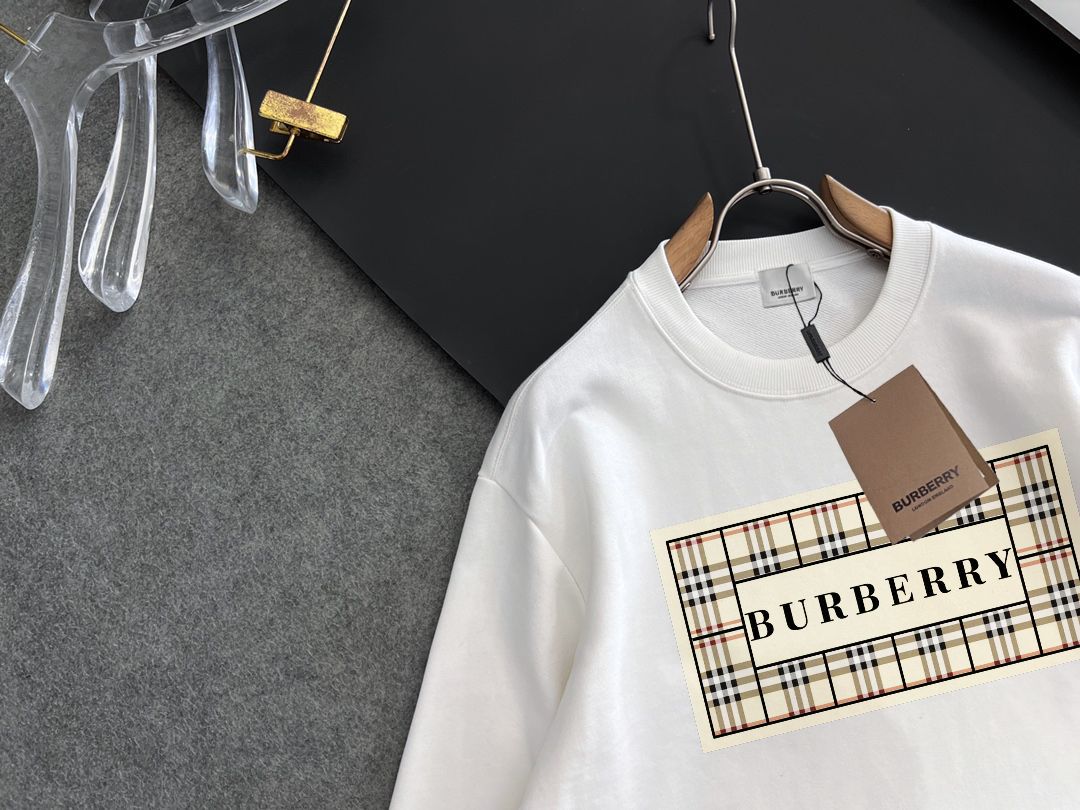 BURBERRY 巴宝莉 秋冬新款衛衣 男女共用 微広めデザイン