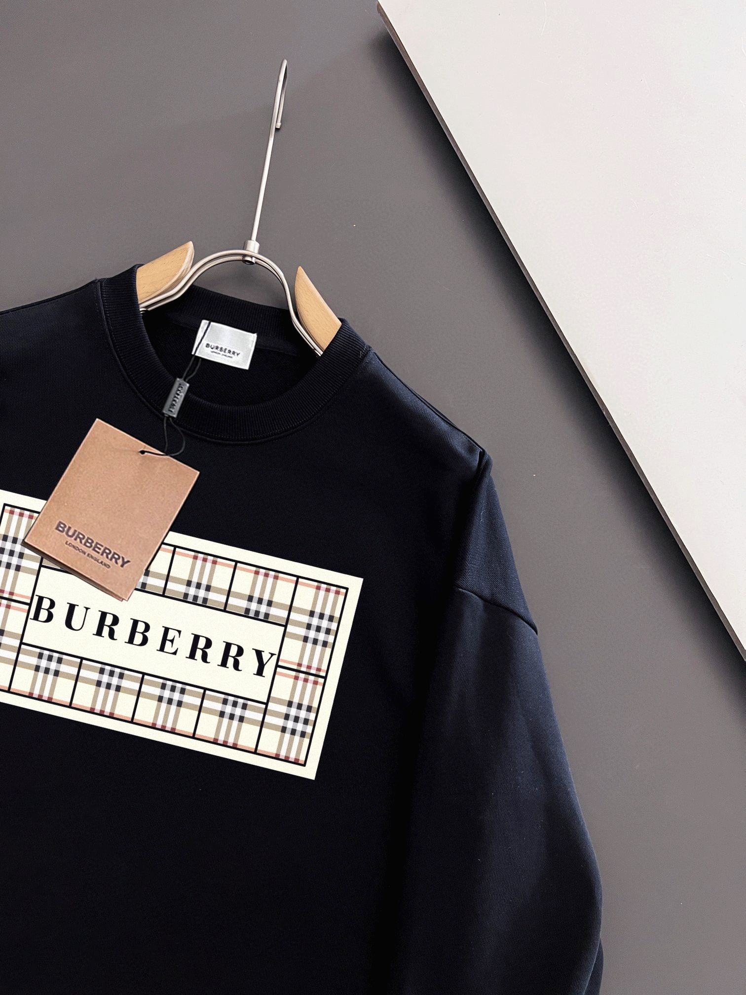 BURBERRY 巴宝莉 秋冬新款衛衣 - インポートデザインと厚手素材