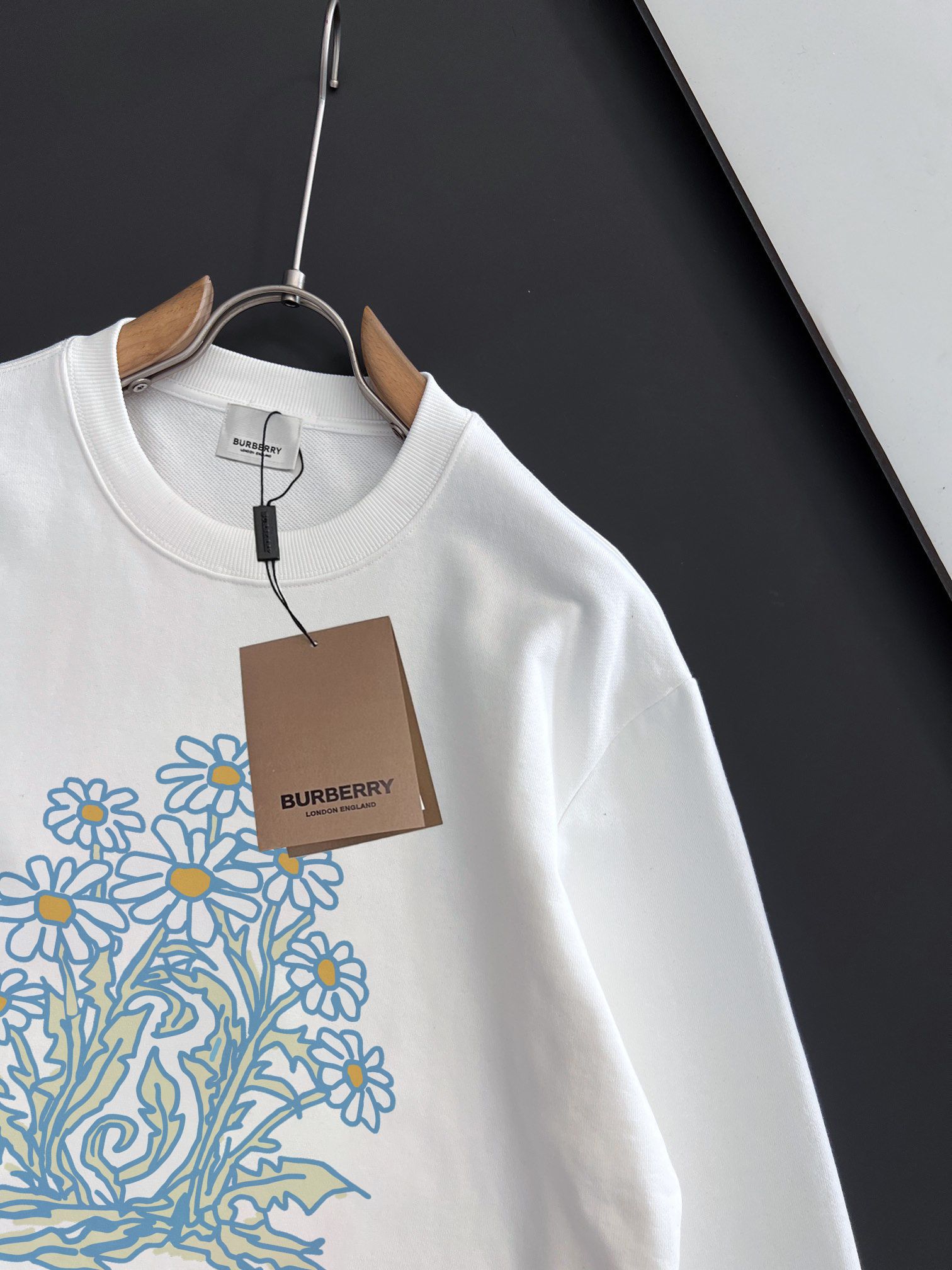 BURBERRY 巴宝莉 秋冬新款衛衣 クラシックデザイン・男女兼用