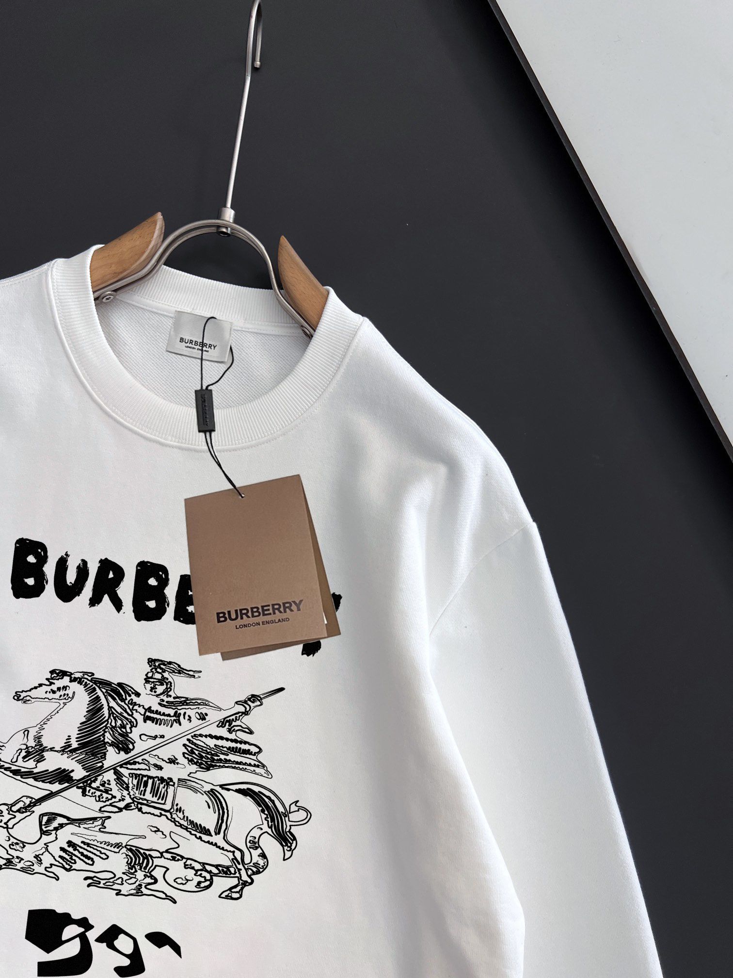 BURBERRY 巴宝莉 秋冬新款衛衣 - クラシックなデザインと高品質素材