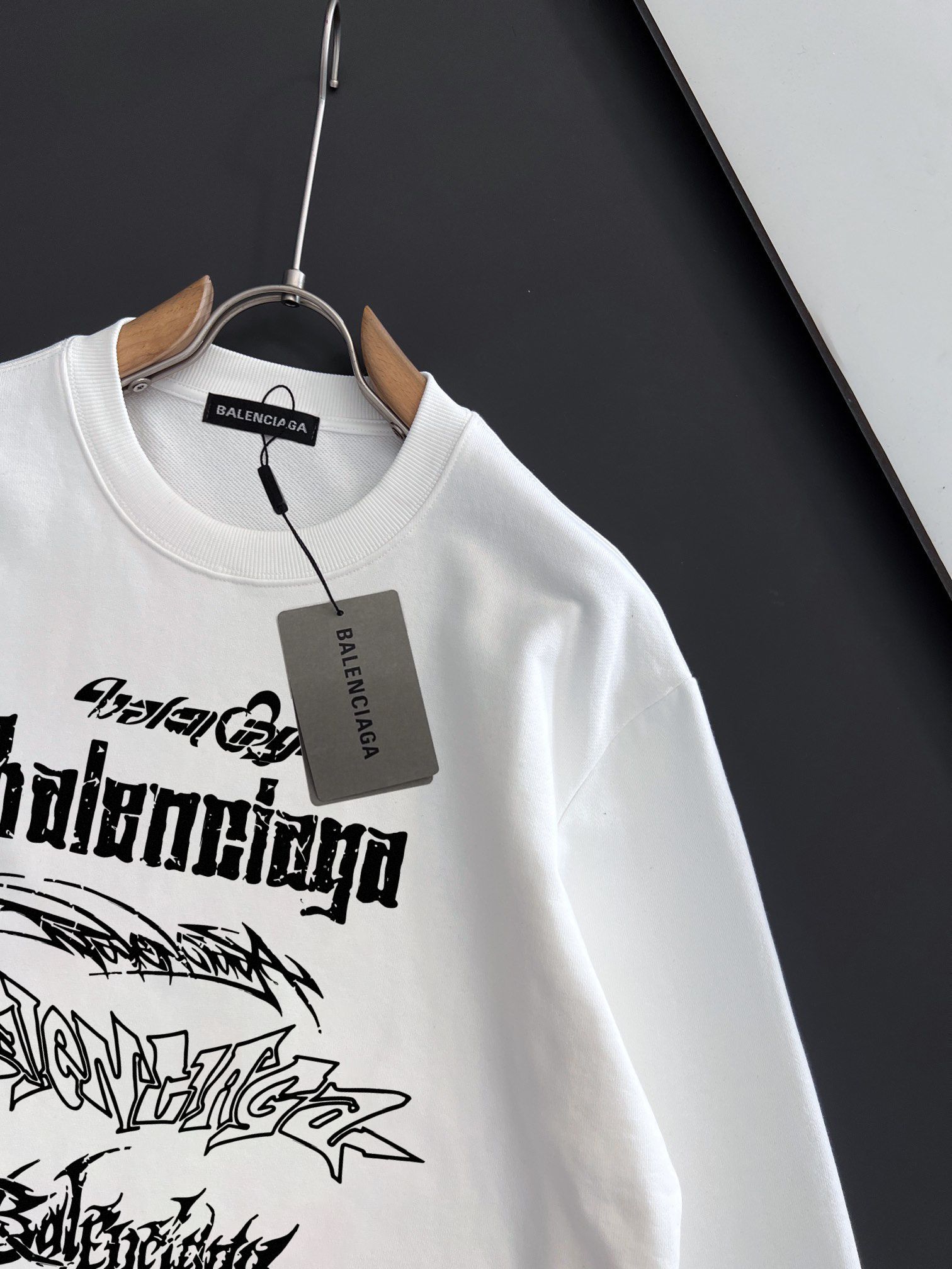 BALENCIAGA 秋冬新款衛衣 - インポートデザインと420g厚手素材