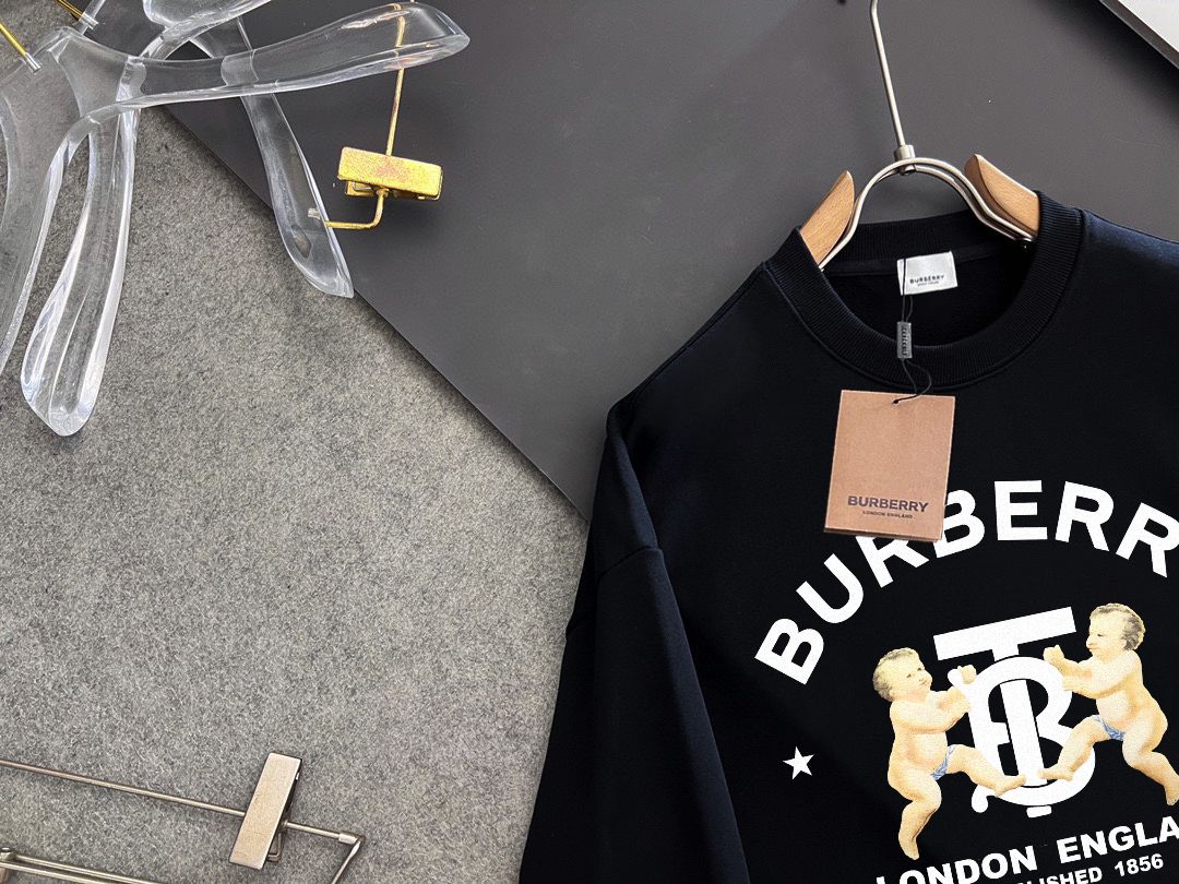 BURBERRY 巴宝莉 秋冬新款衛衣 クラシックなデザインと高品質な素材