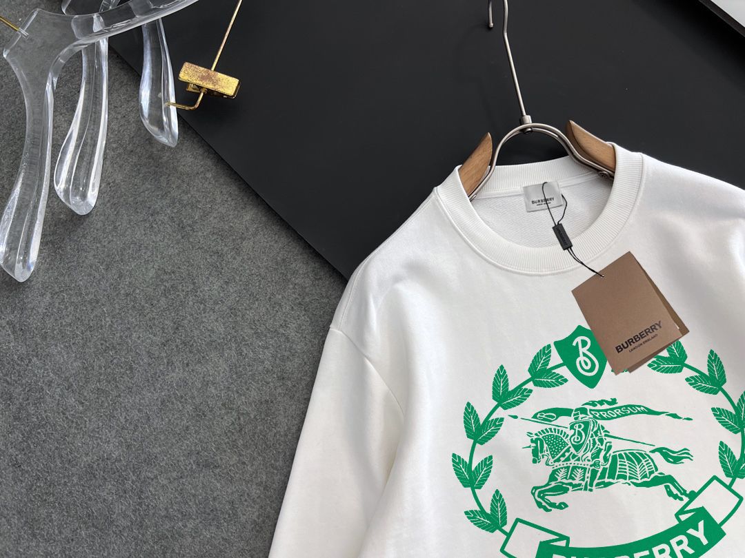 BURBERRY 巴宝莉 秋冬新款衛衣 輪廓感のあるクラシックデザイン