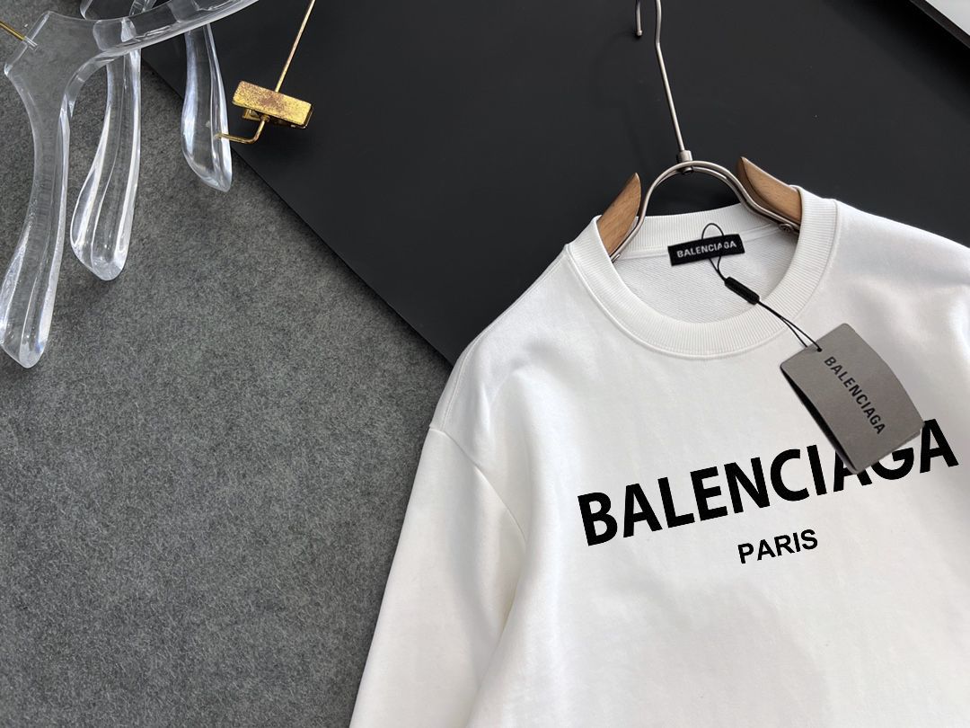 BALENCIAGA 秋冬新款衛衣 - 定番デザインと高品質素材