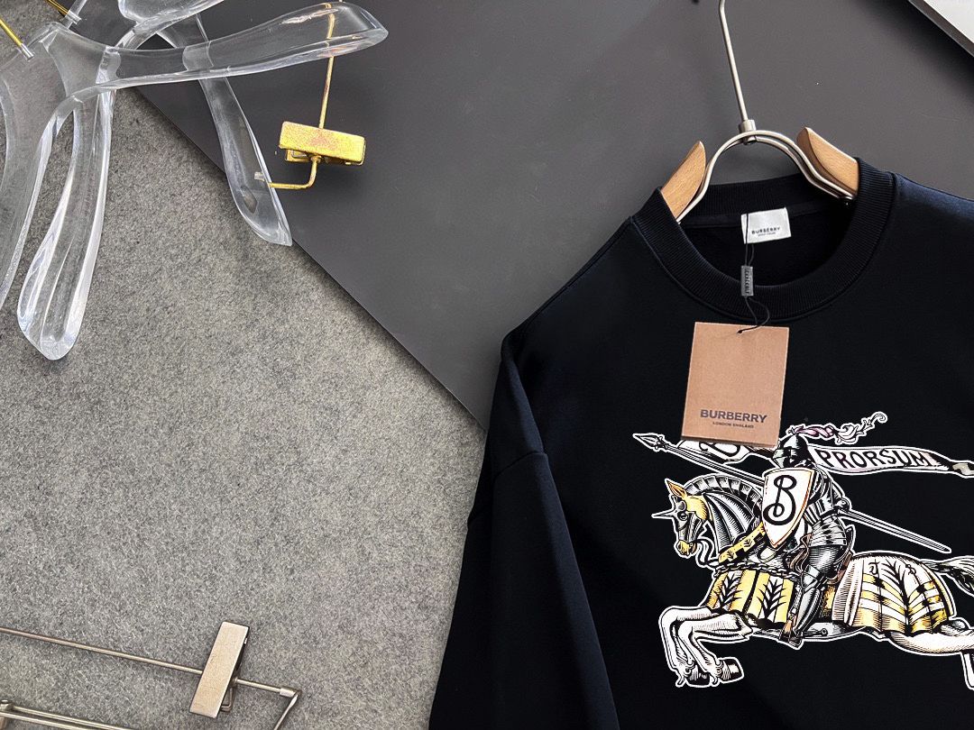 BURBERRY 巴宝莉 秋冬新款衛衣 クラシックでトレンドを超えたアイテム