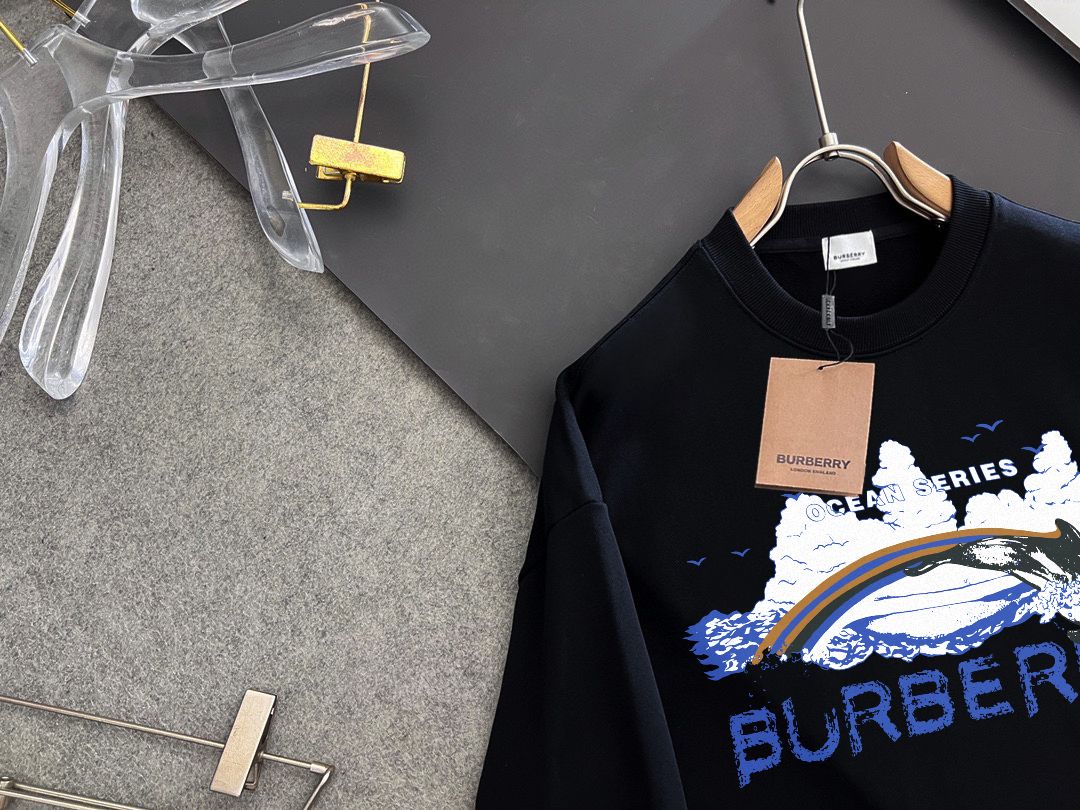 BURBERRY 巴宝莉 秋冬新款衛衣 クラシックデザイン・男女共用