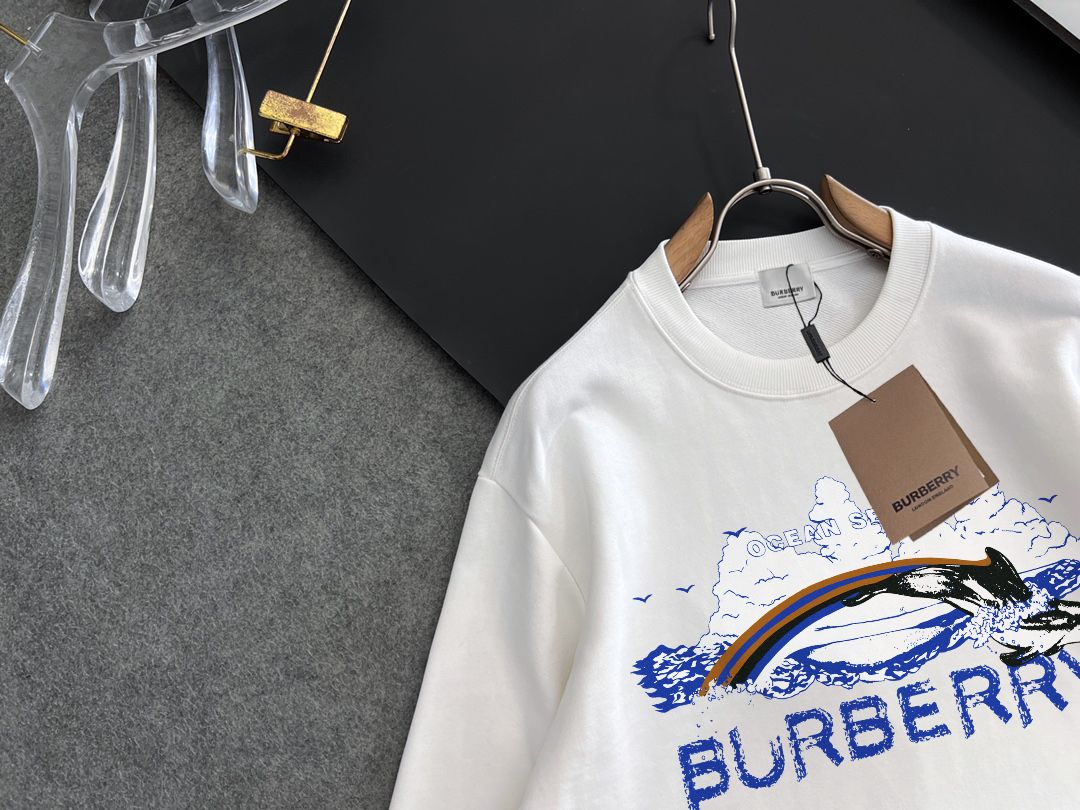 BURBERRY 巴宝莉 秋冬新款衛衣 クラシックなデザインとスタイリッシュなシルエット