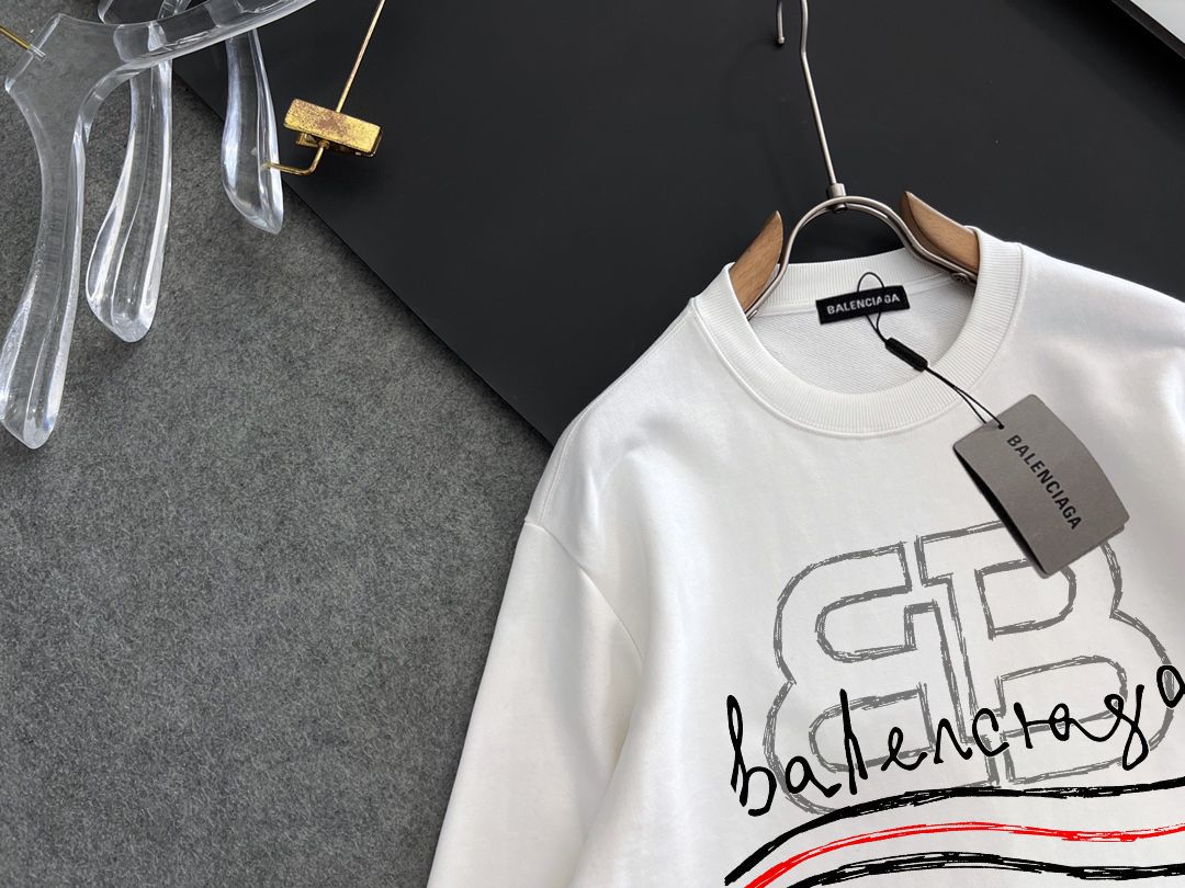 バレンシアガ 秋冬新款衛衣 クラシックデザイン 男女兼用