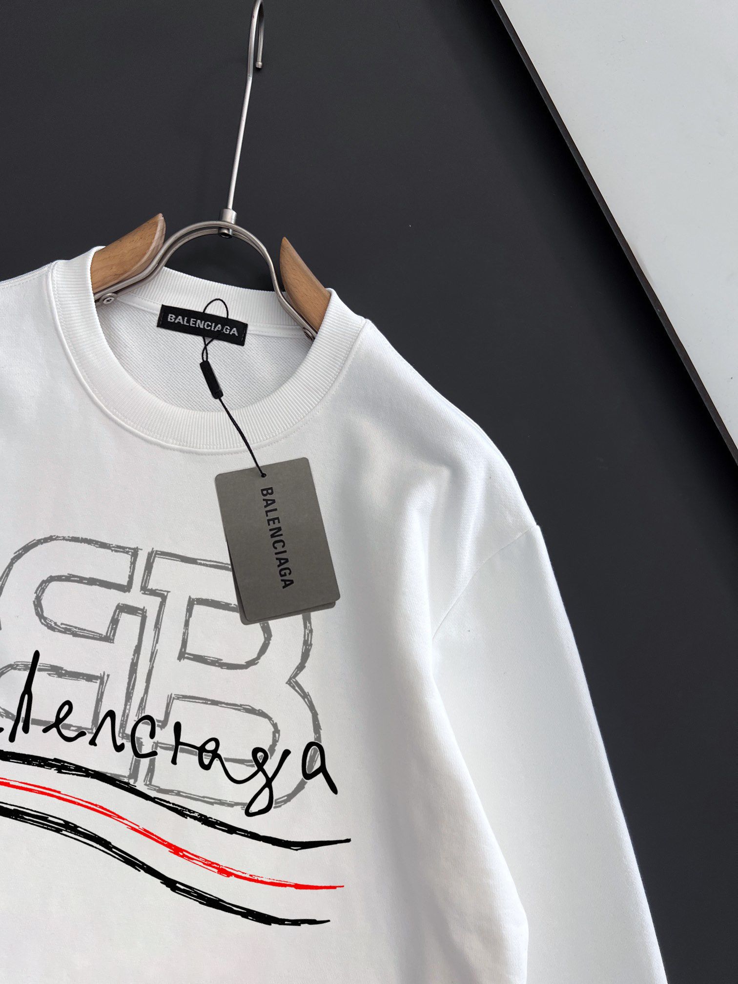 バレンシアガ 秋冬新款衛衣 クラシックデザイン 男女兼用