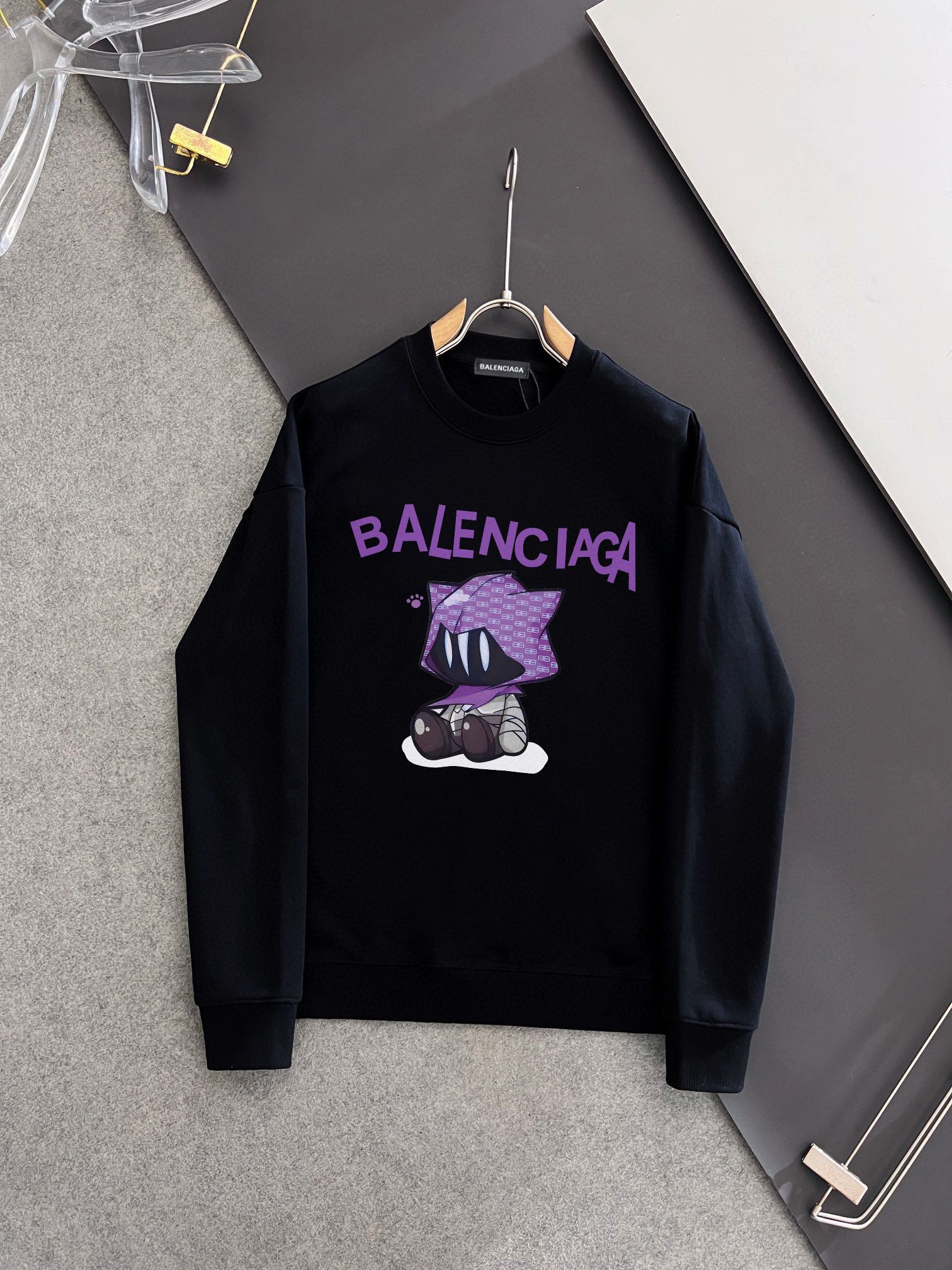 BALENCIAGA パリ世家 秋冬新款衛衣 - クラシックなデザインと高品質素材