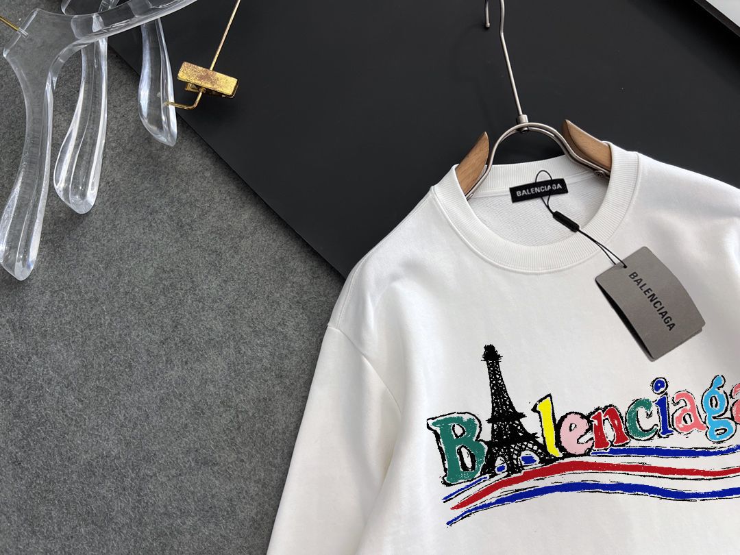 BALENCIAGA 秋冬新作衛衣 - クラシックなデザインと高品質素材