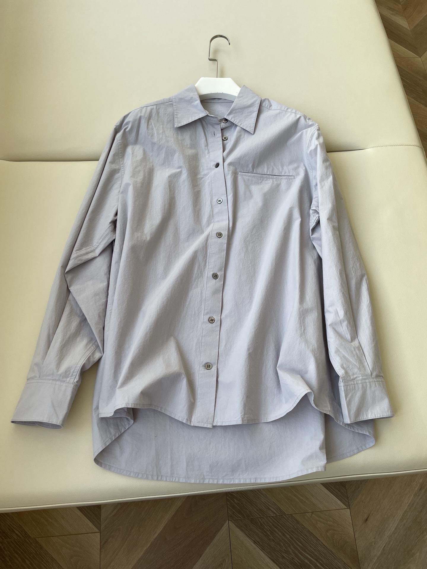 High-quality JiLSander-style women’s shirts with unique Japanese fabric and handcrafted details.