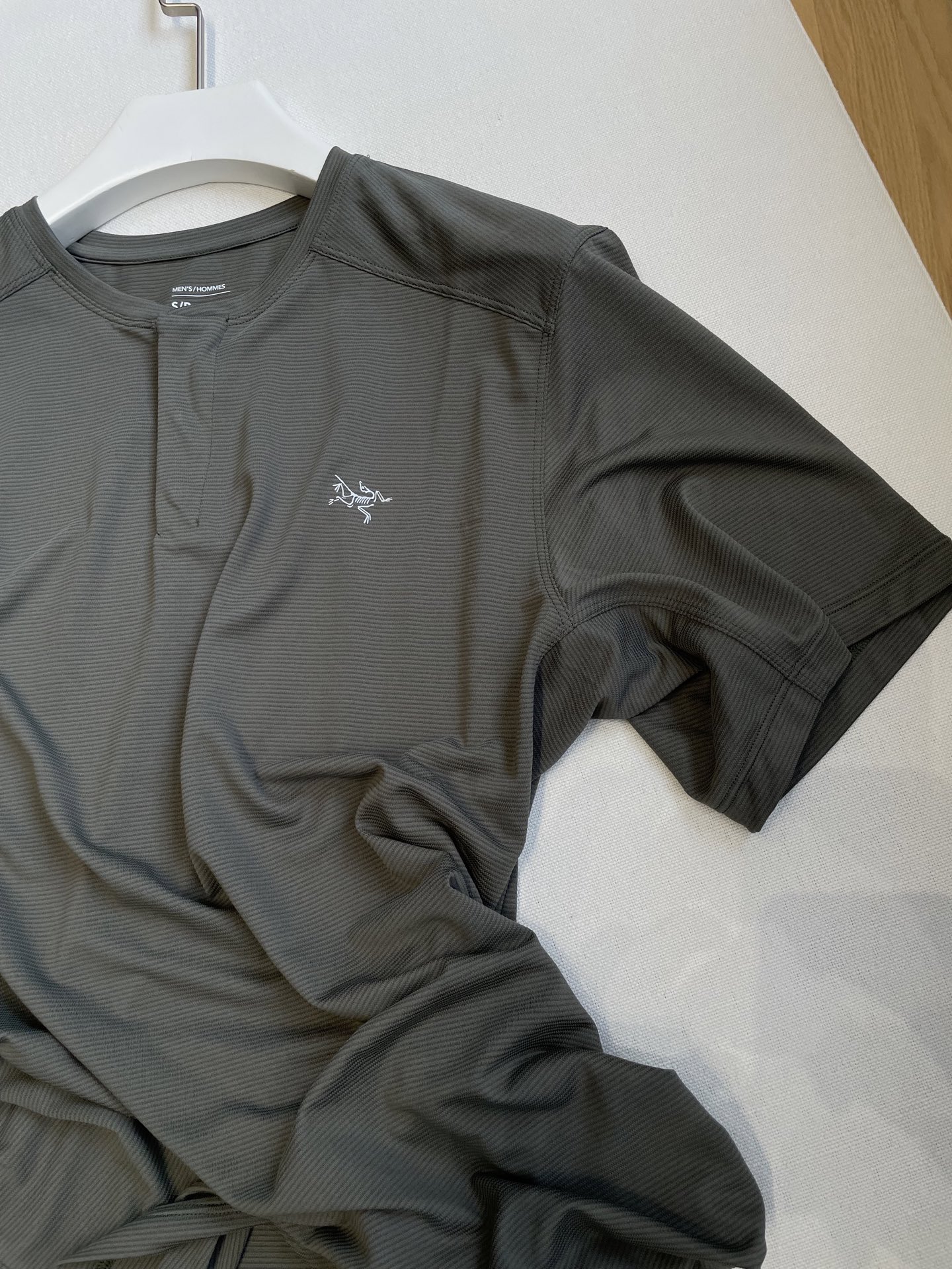 ARC’TERYX Kadem Short-Sleeve Shirt: Breathable & Quick-Dry for Summer Hikes - 图片 3
