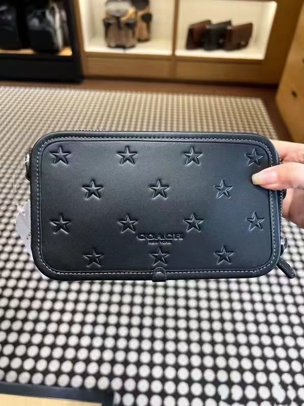 Coach C家COACH/蔻驰奥莱老花CM109压花CY888 CW308 CM113全皮男士老花WYATT 斜挎单肩包通勤相机包
