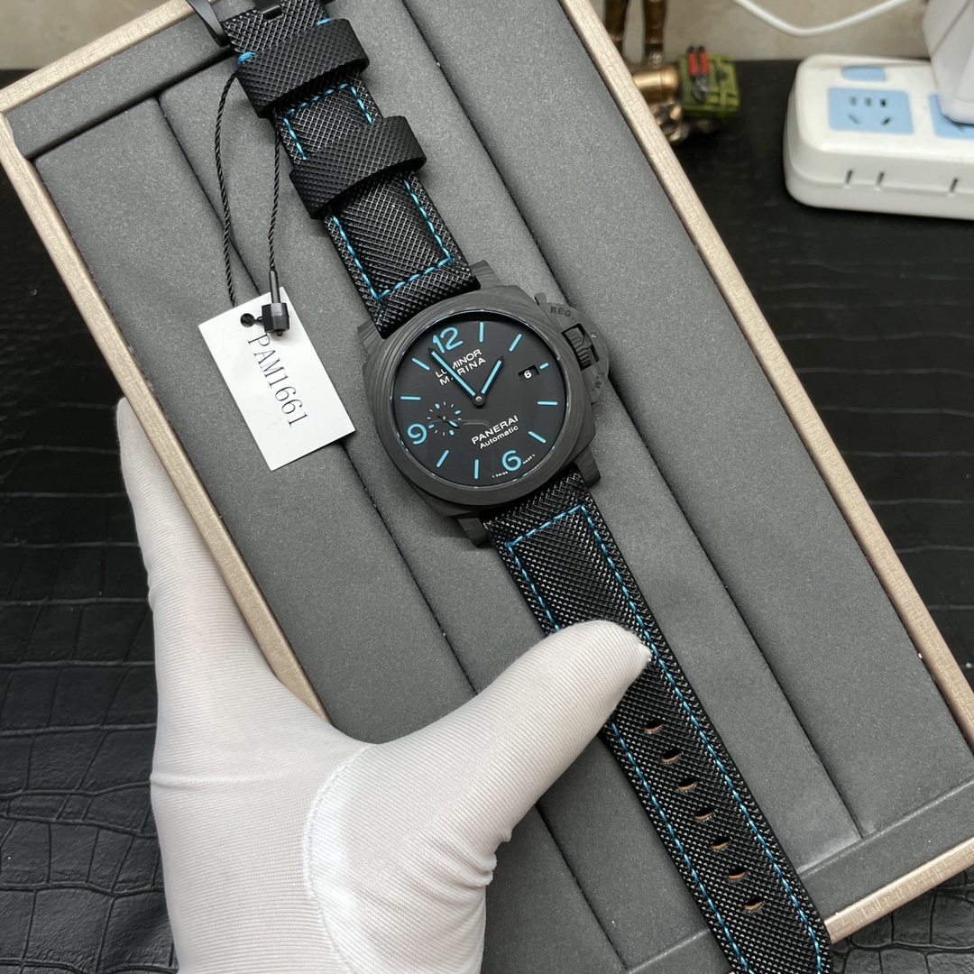 PAM1661 44x14.5mm P.9001 50 vs Panerai