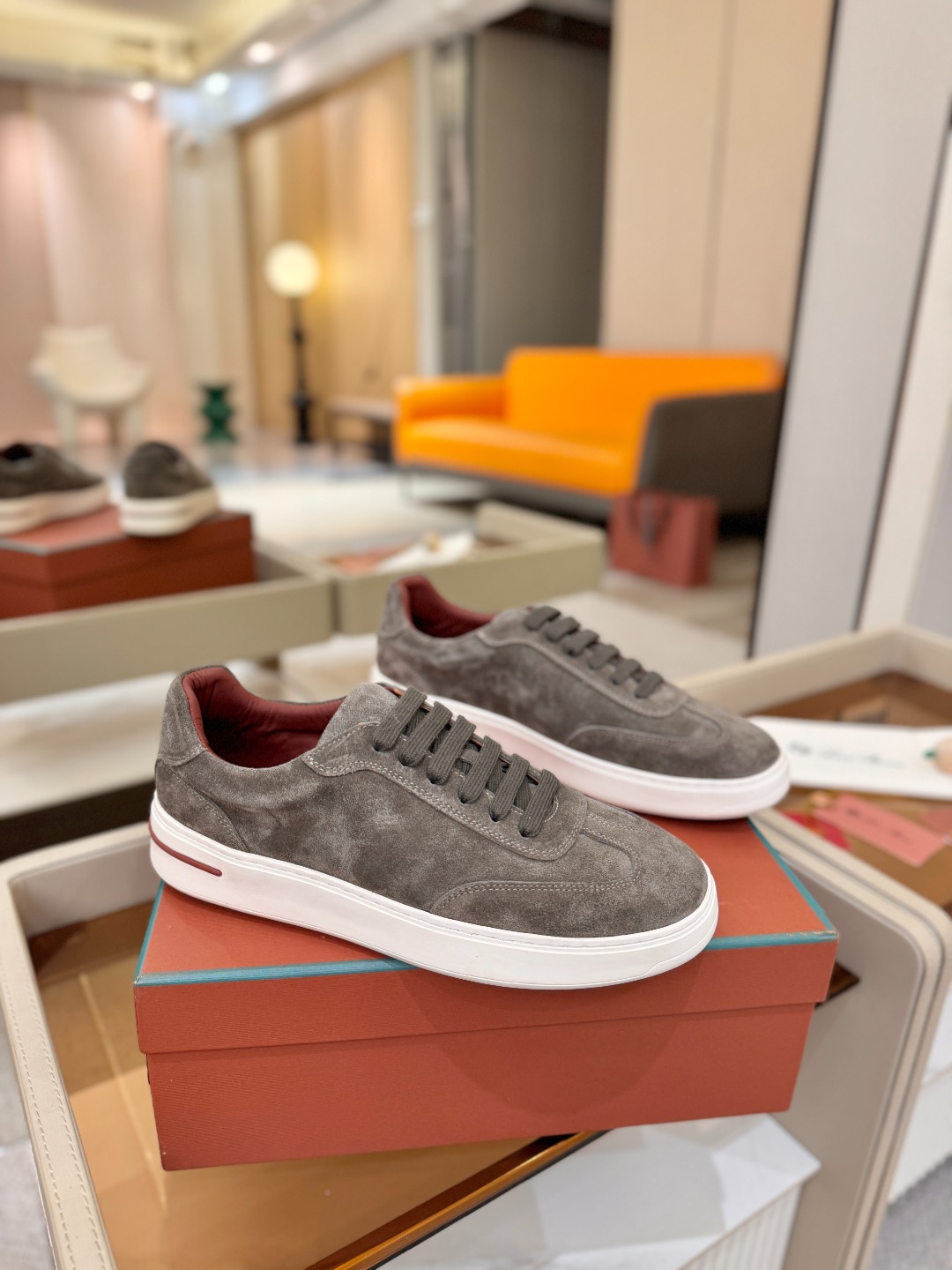 Loro Piana ɪɴғᴏʀᴍᴀᴛɪᴏɴ ♡ 39-46 45.46 ♡ ♡ ♡ ♡ ♡ ▰▰▰▰▰▰▰▰▰▰▰▰▰▰▰▰▰▰ Abbigliamento donna Abbigliamento bambino Accessori Scarpe